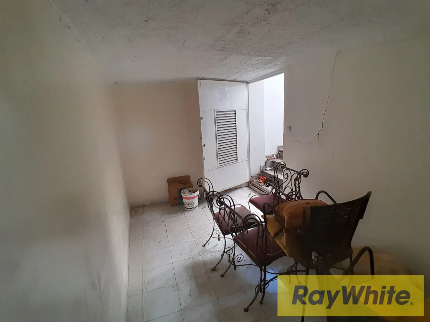 Warehouse For Rent In Achrafieh – 245 Sqm — photo 3
