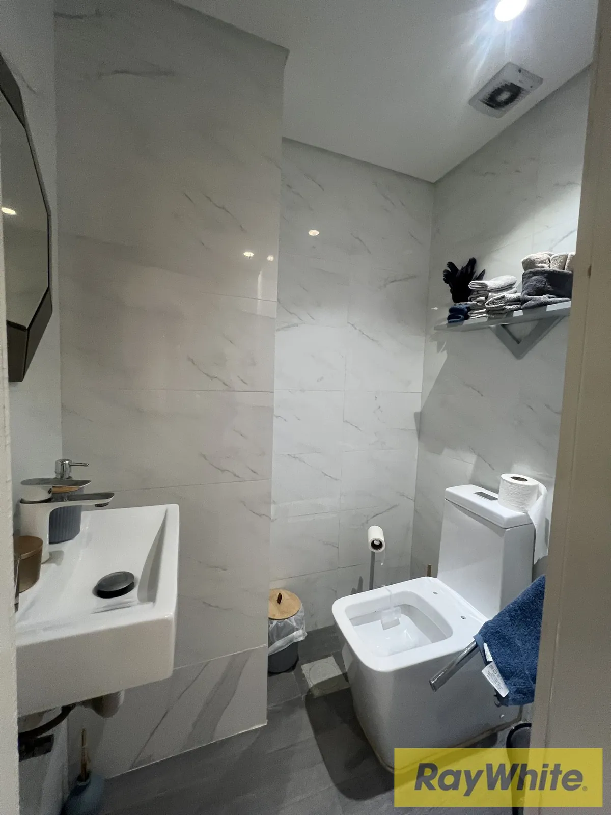 Duplex For Sale In Ain Saadeh – 245 Sqm — الصورة 5