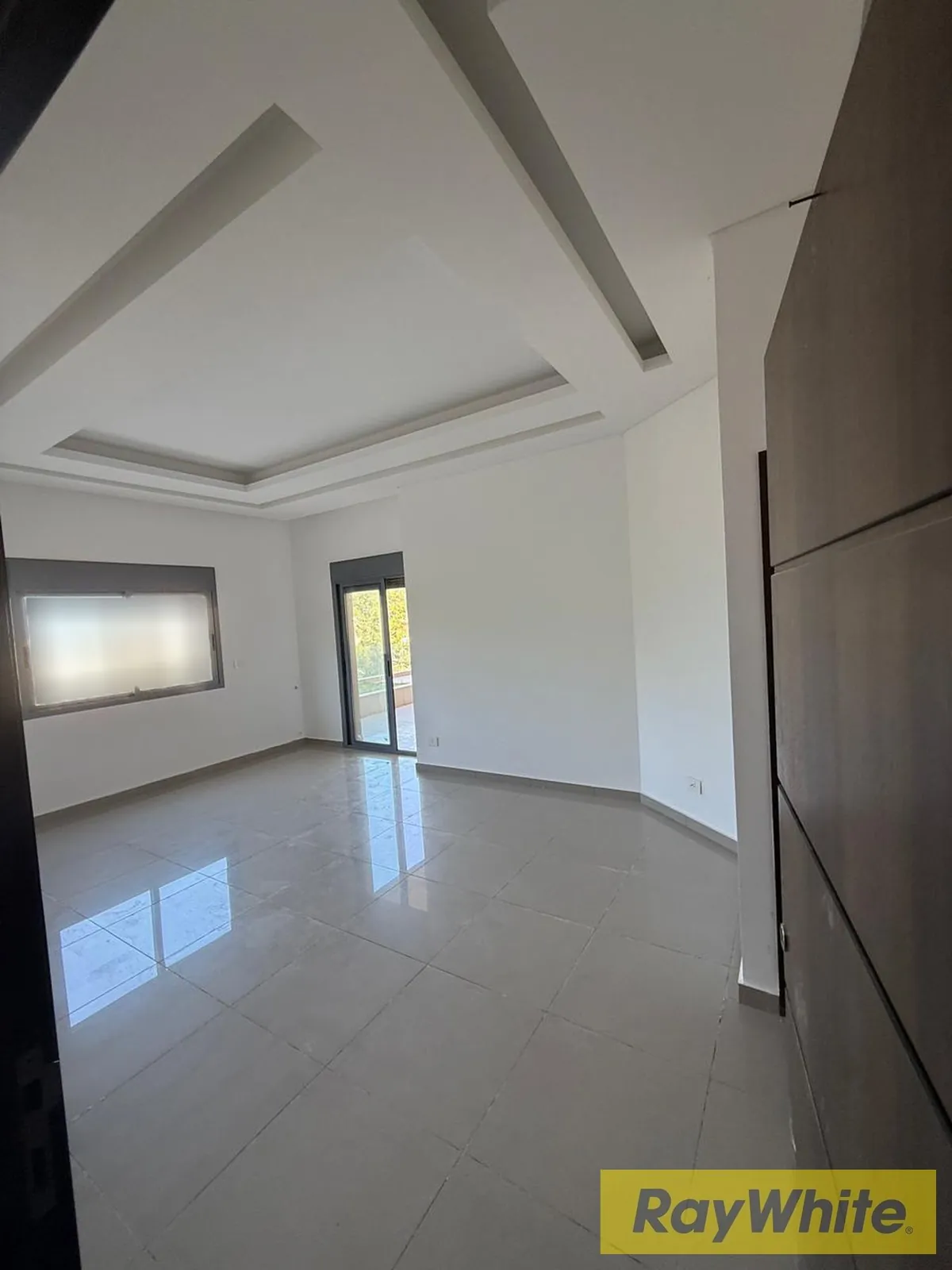 Apartment For Sale In Ain Saadeh – Open View