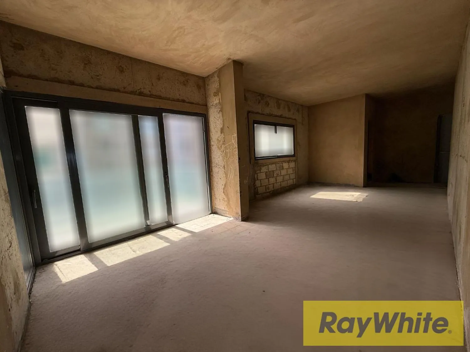 Apartment For Sale In Ramlet Al-bayda – 610 Sqm (core And Shell) — الصورة 2