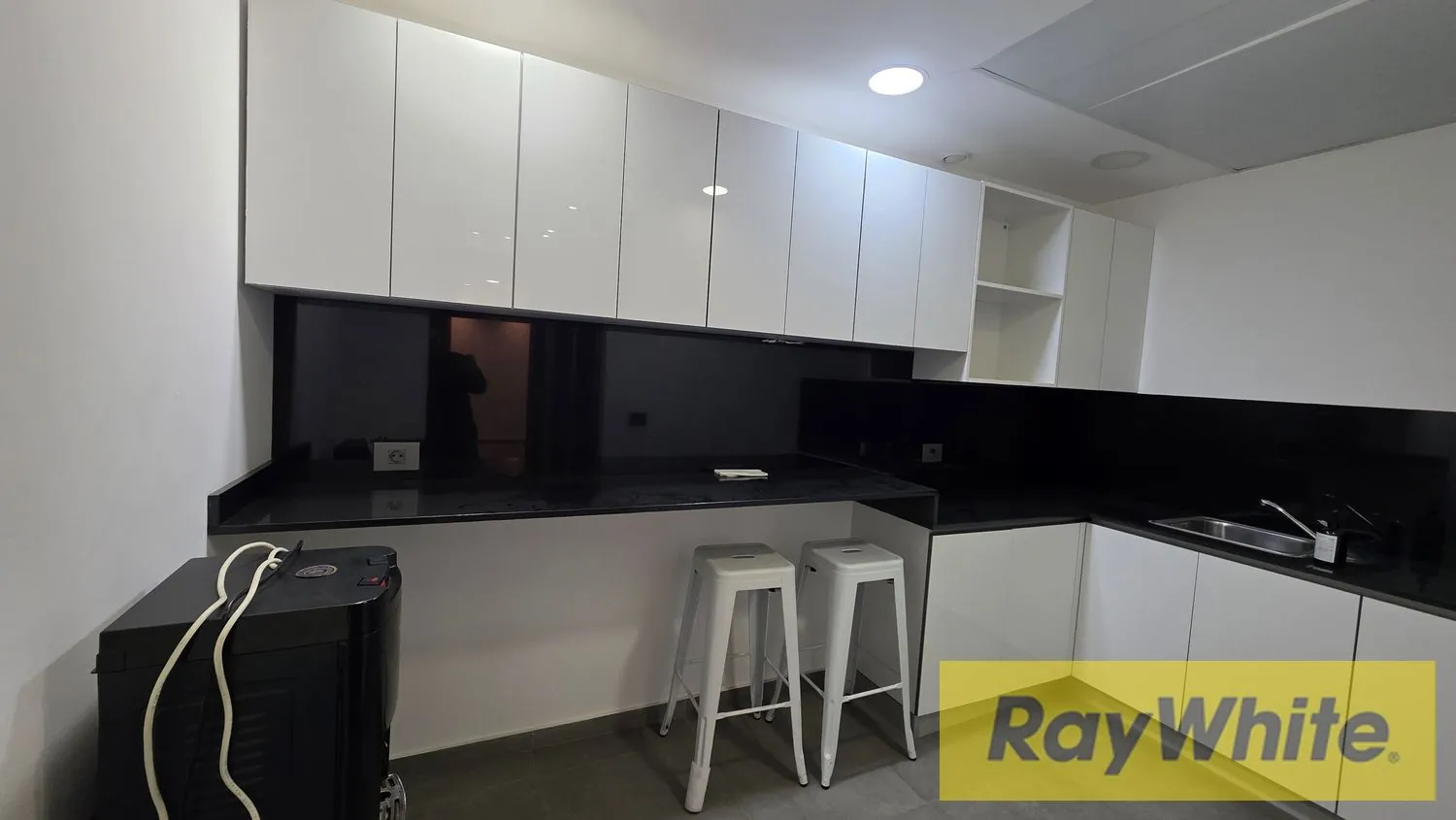 Office Space For Sale In Prime Horch Tabet — photo 4