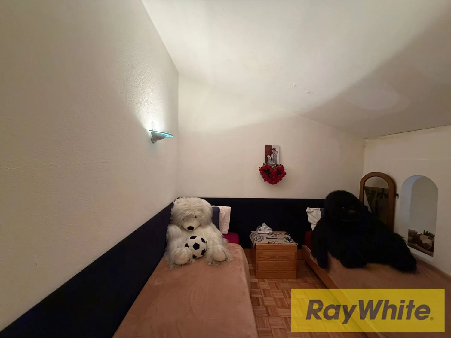 Full-floor Chalet For Sale In Zaarour Club – 283 Sqm — الصورة 2