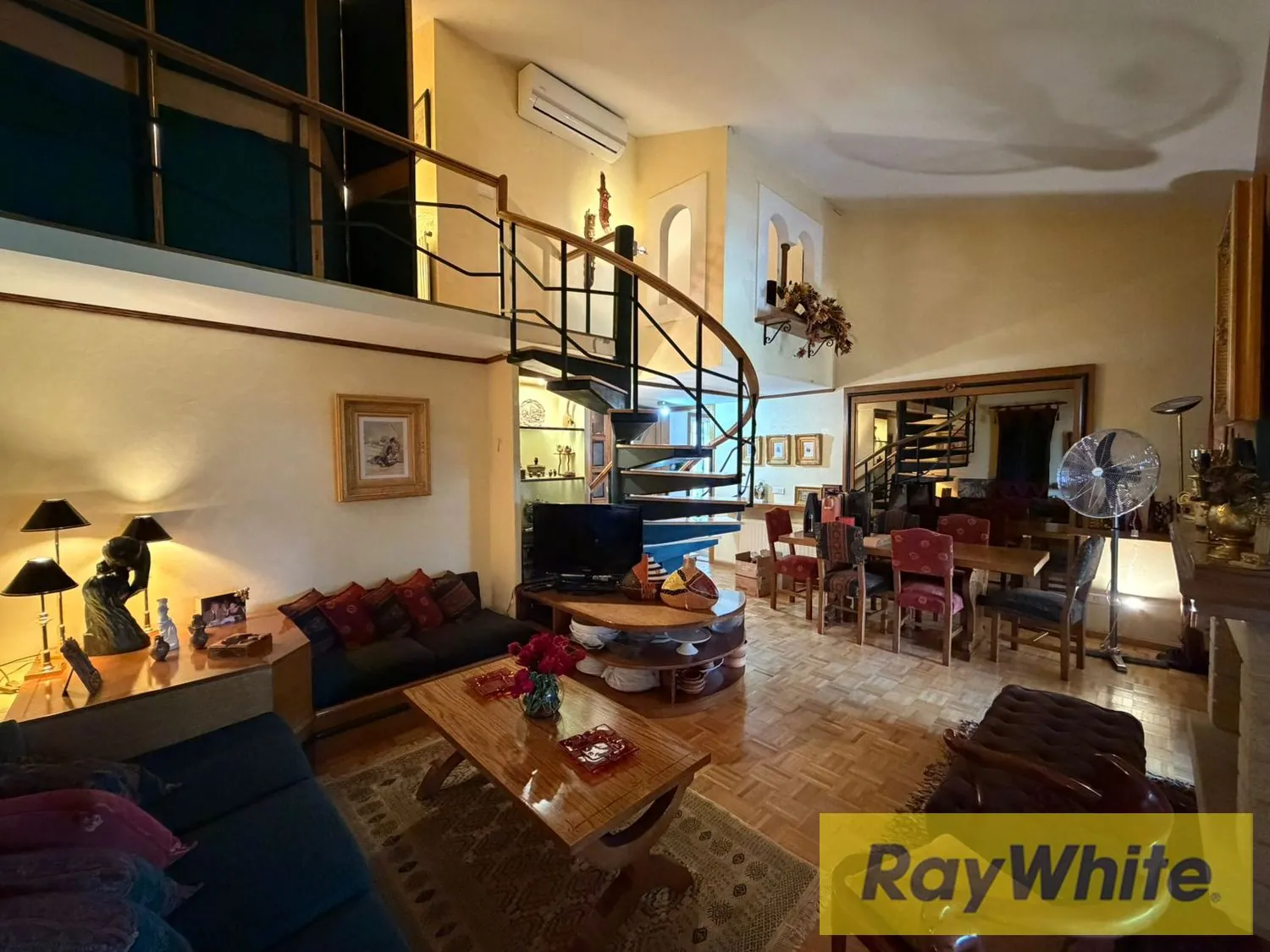 Chalet Duplex For Sale In Zaarour Club – 150 Sqm (renovated) — الصورة 2