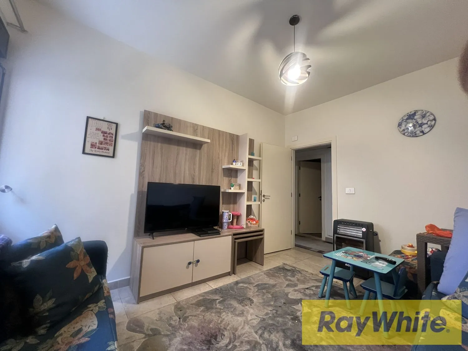 Apartment For Sale In Mansourieh – 200 Sqm — الصورة 3