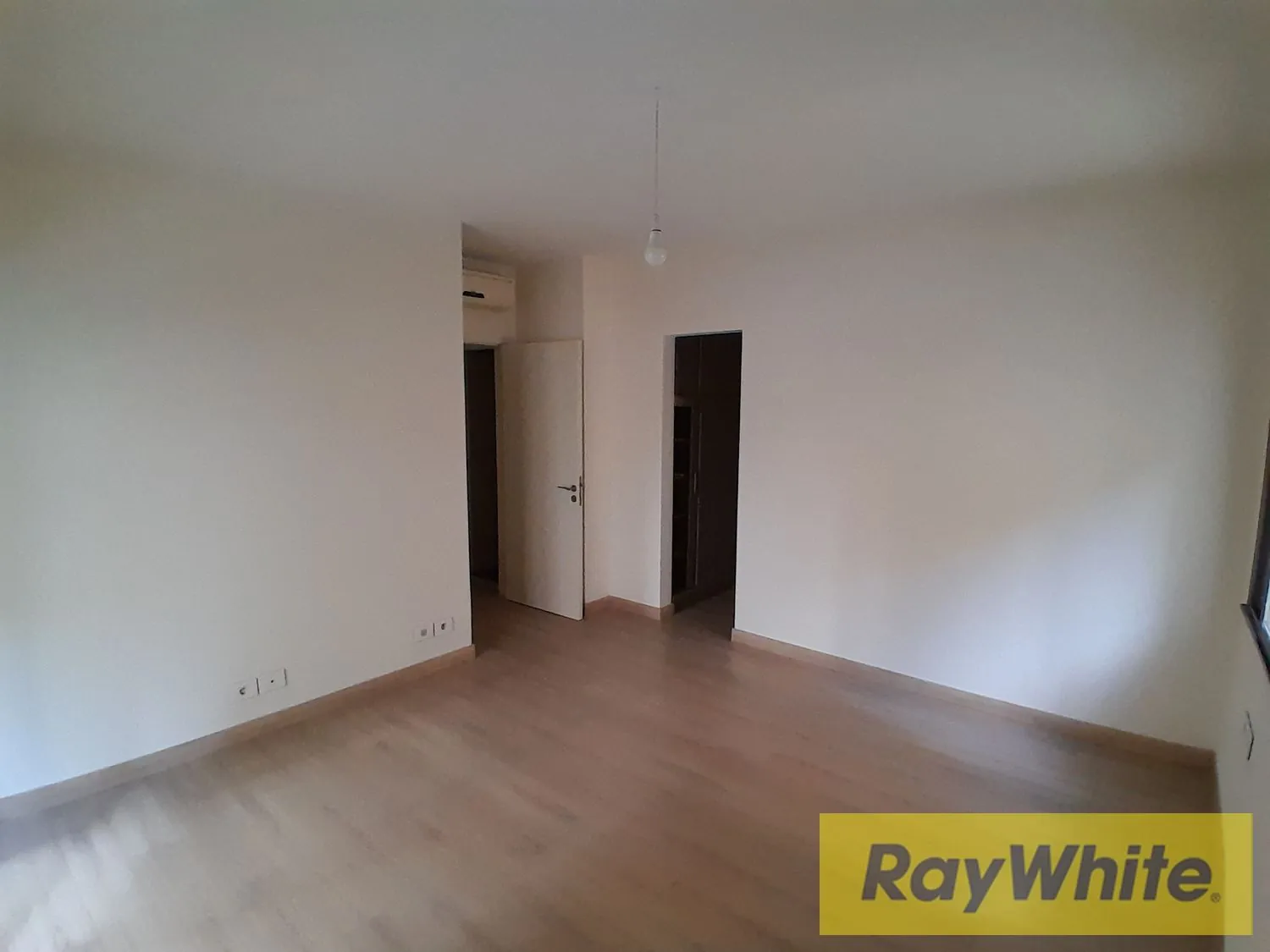 Apartment For Sale In Achrafieh – 225 Sqm — photo 3