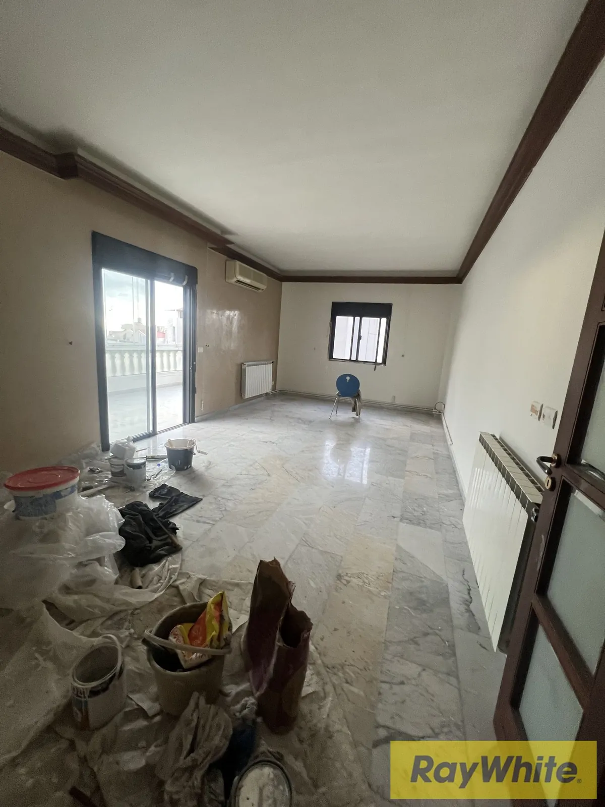 Apartment For Rent In Mansourieh – 170 Sqm
