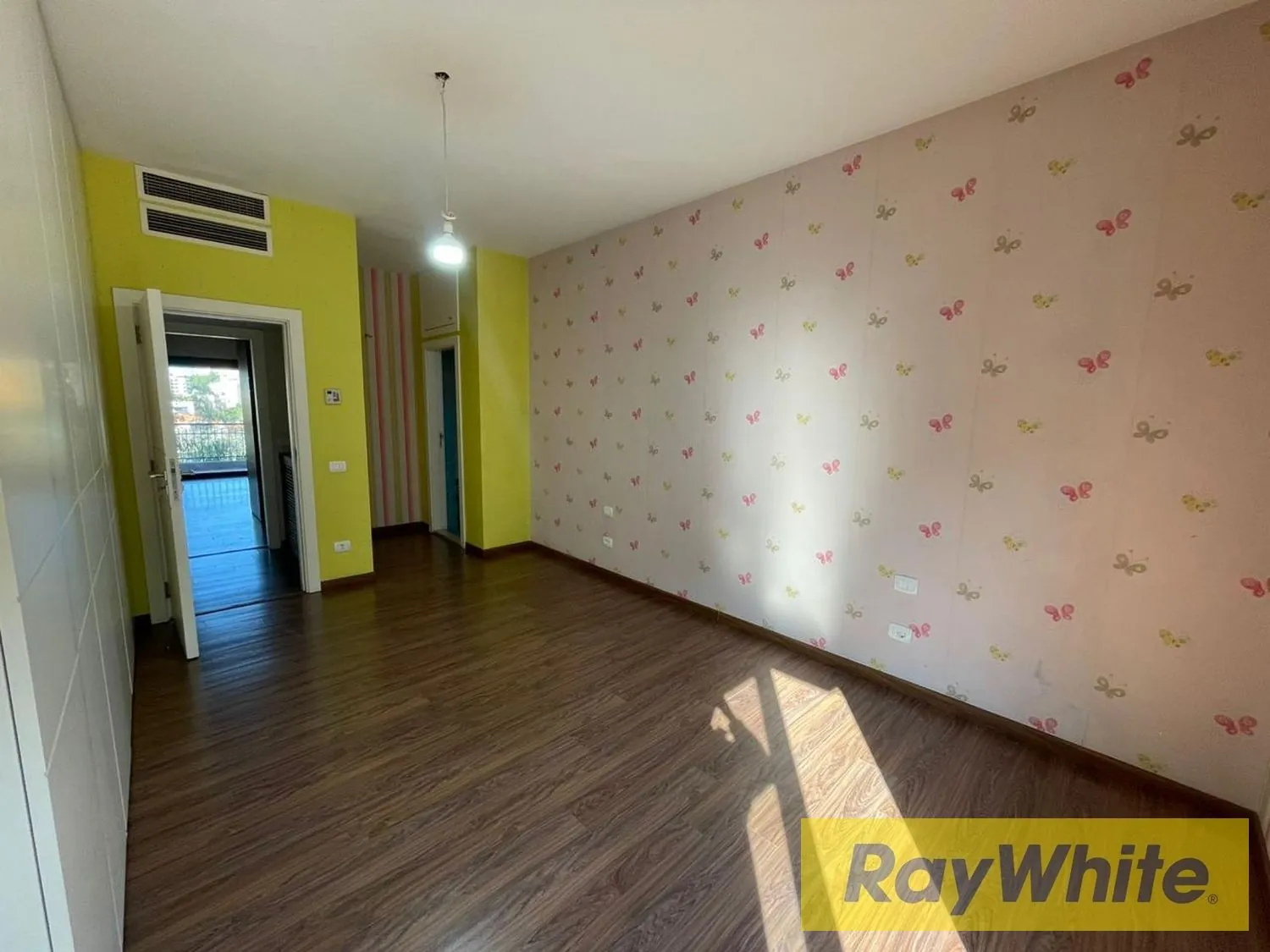 Apartment For Sale In Mtayleb — الصورة 5
