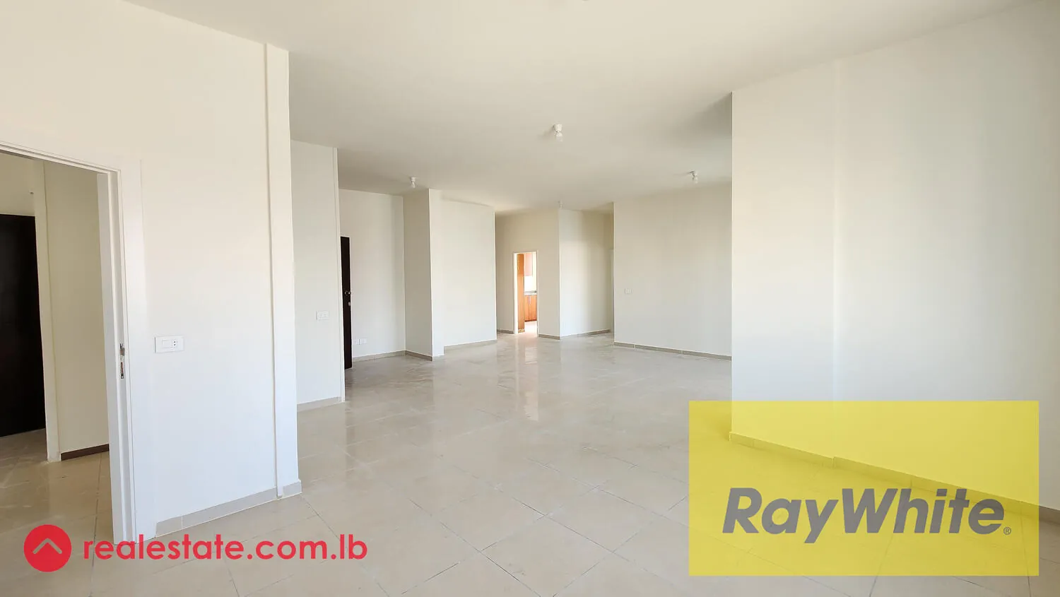 Spacious Apartment For Rent – Horch Tabet