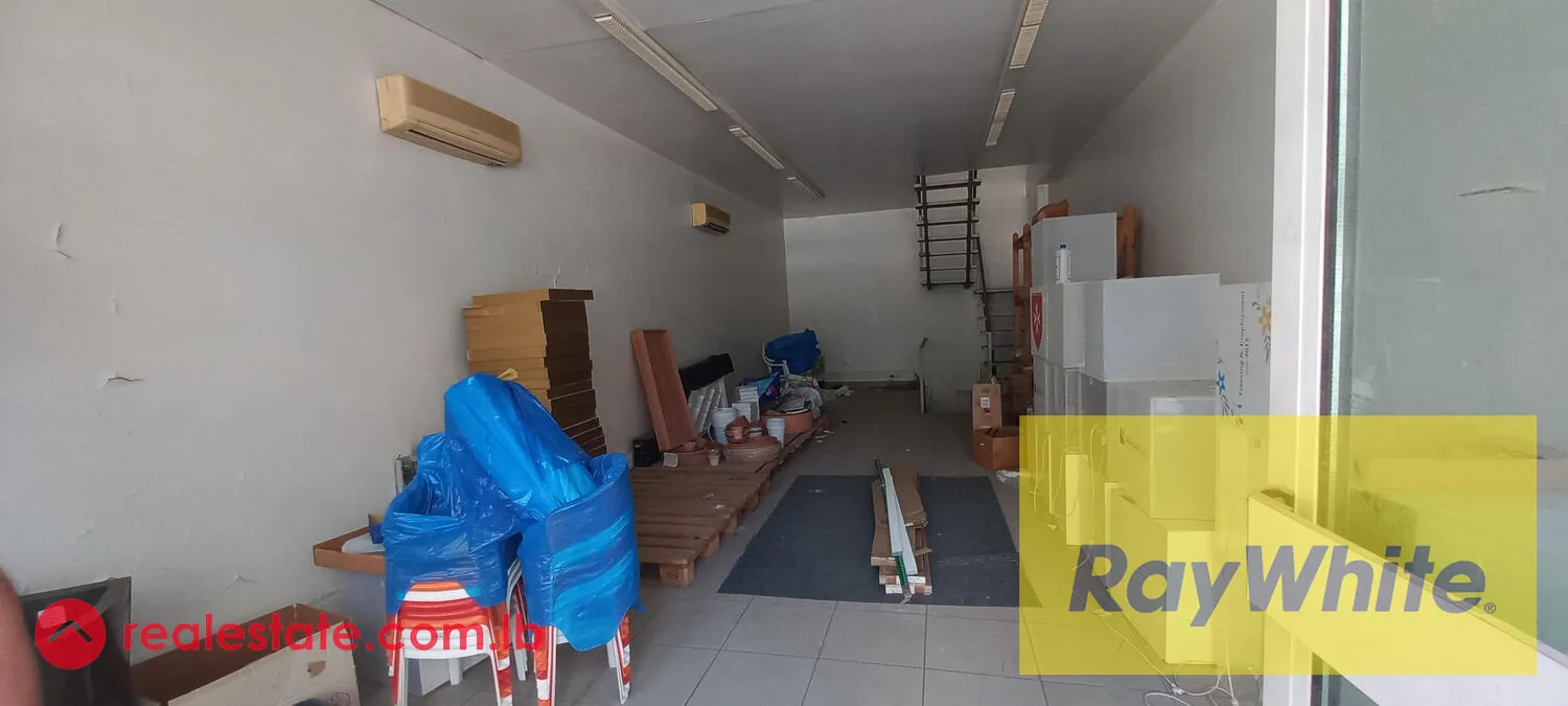 Shop With 3 Floors In Jal El Dib For Sale — الصورة 5