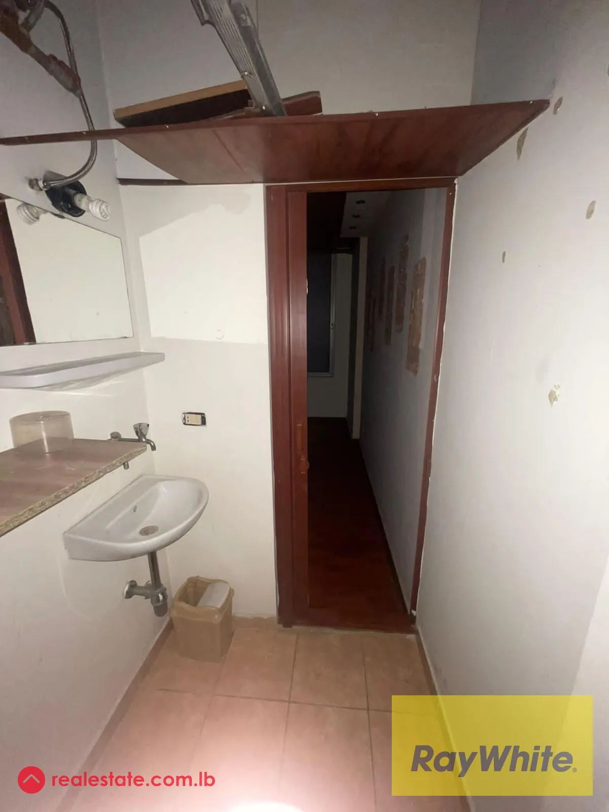 Office In Commercial Center In Zalka For Sale — photo 5