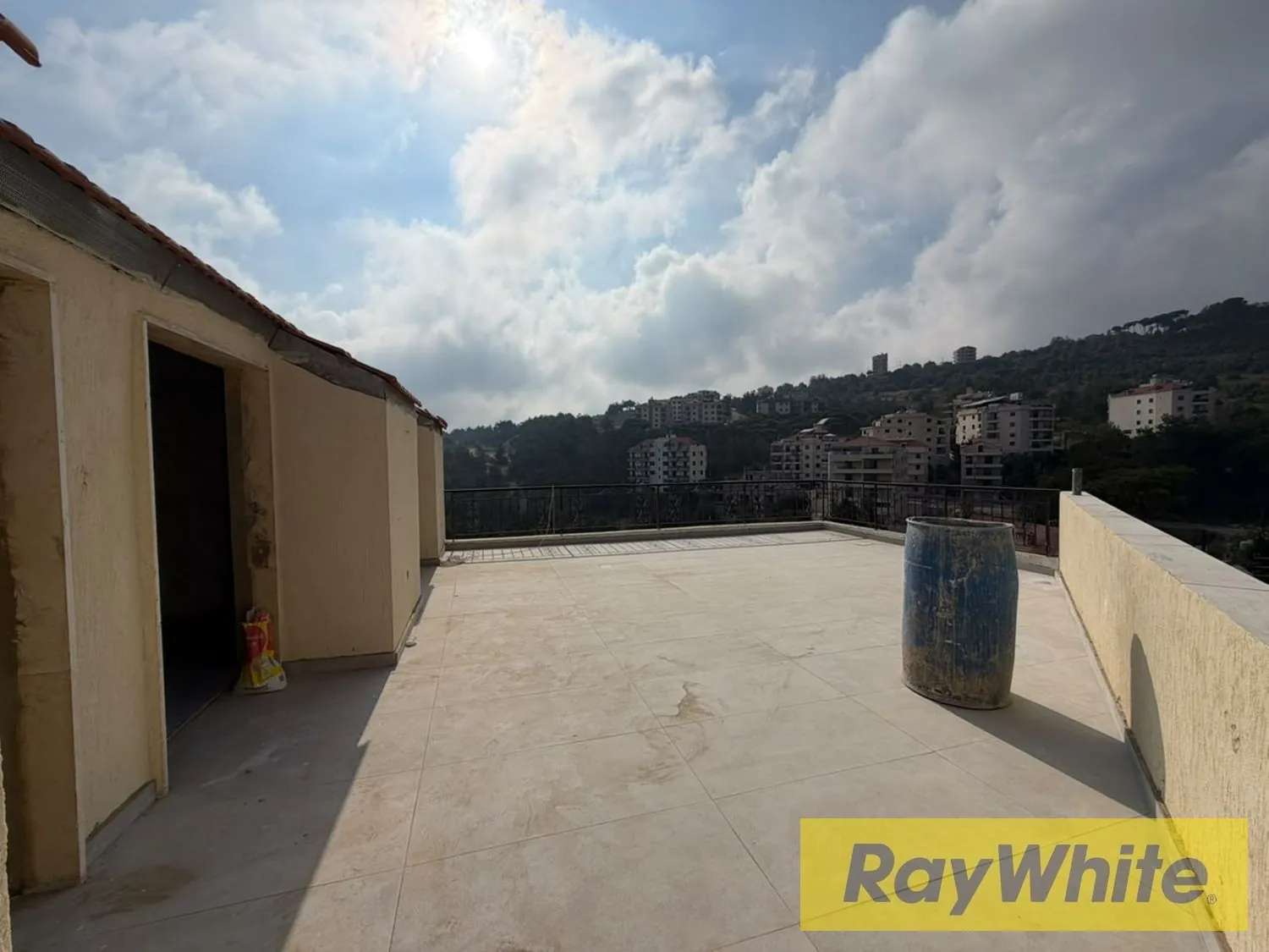 Roof For Sale In Douar – 110 Sqm — الصورة 3