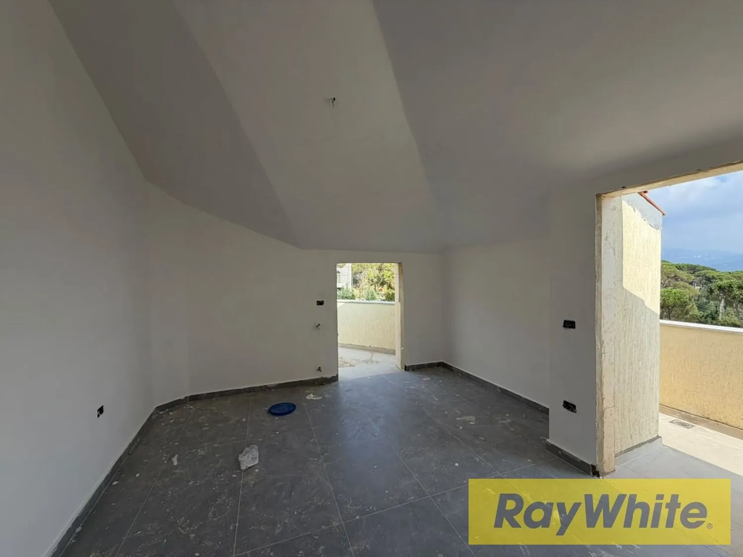 Roof For Sale In Douar – 110 Sqm — photo 3