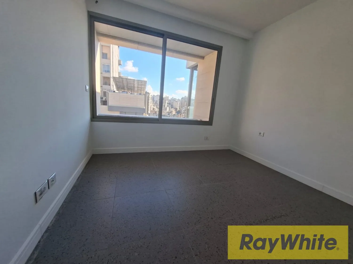 Duplex For Sale – Spears, Beirut — photo 5