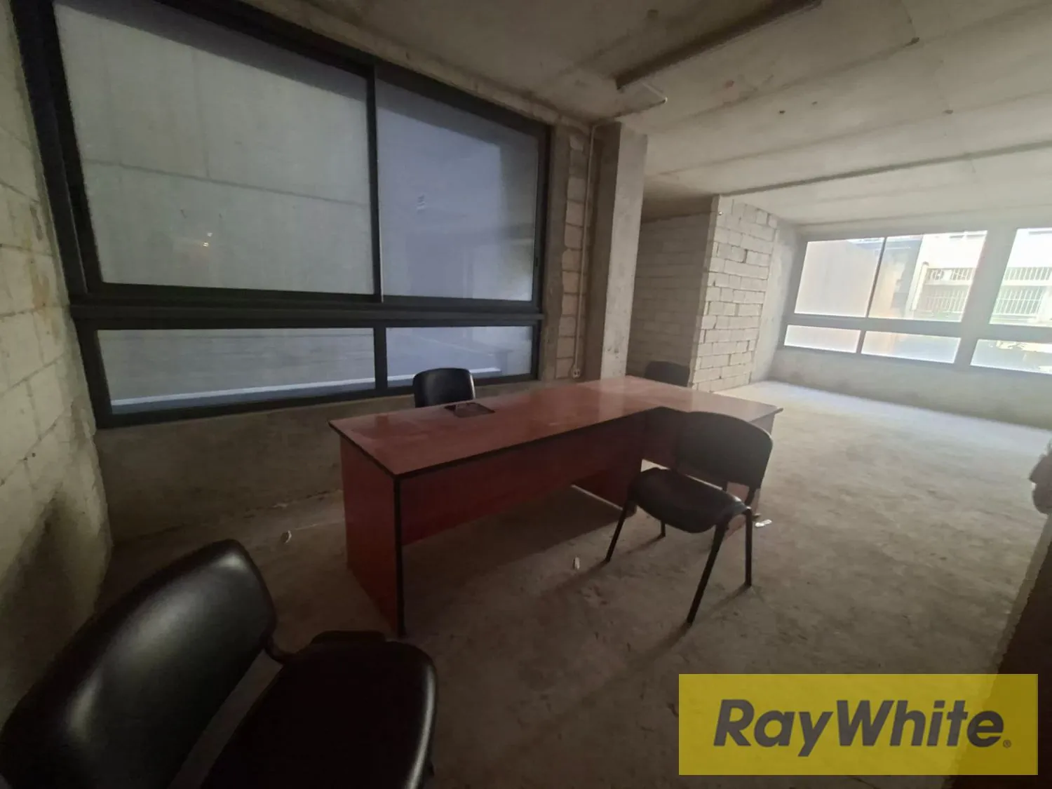 Office For Sale – Spears, Beirut — الصورة 4