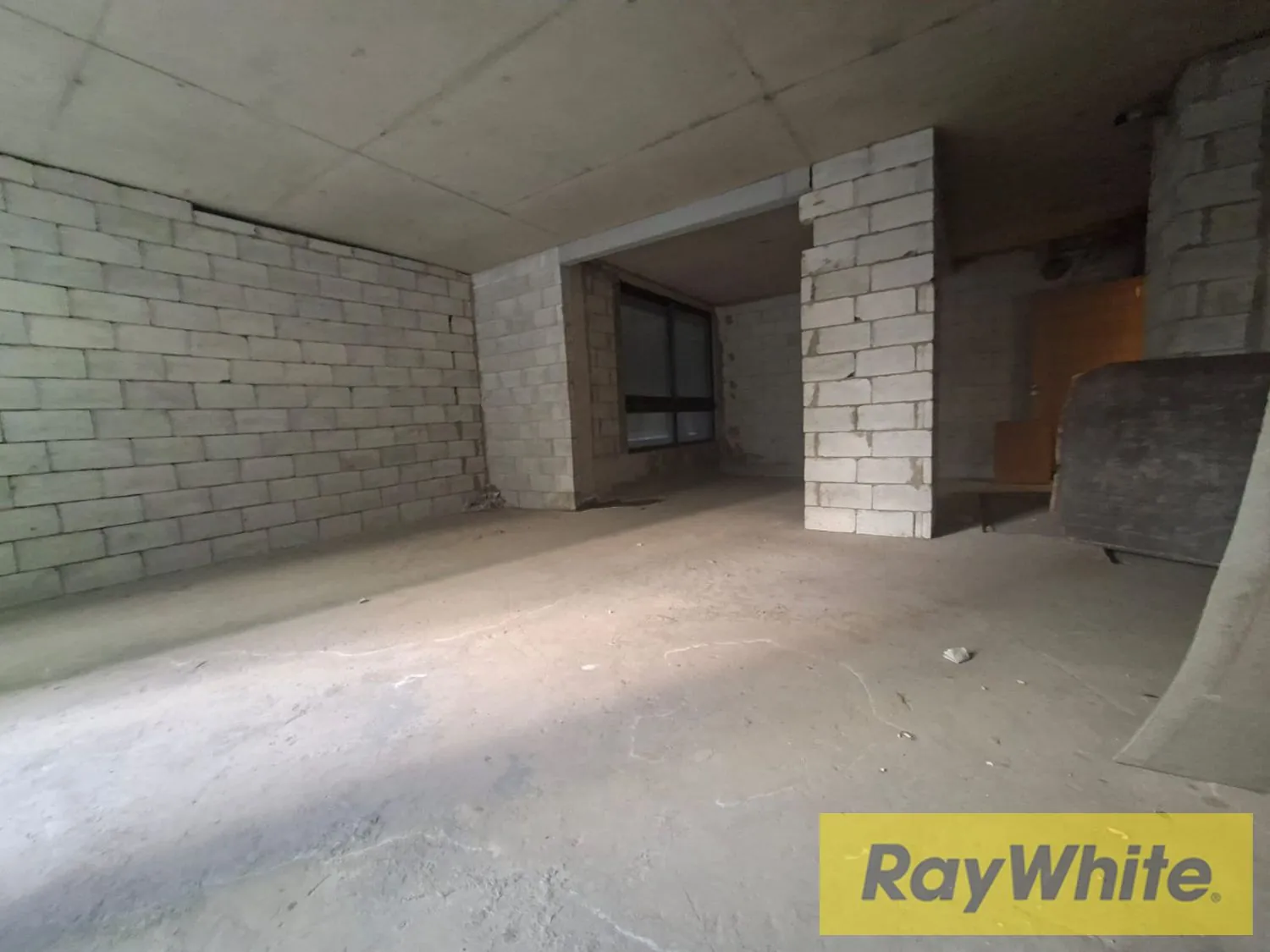 Office For Sale – Spears, Beirut — الصورة 5