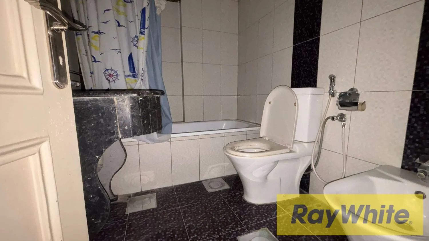 Apartment For Sale In Ras El Nabeh — photo 4