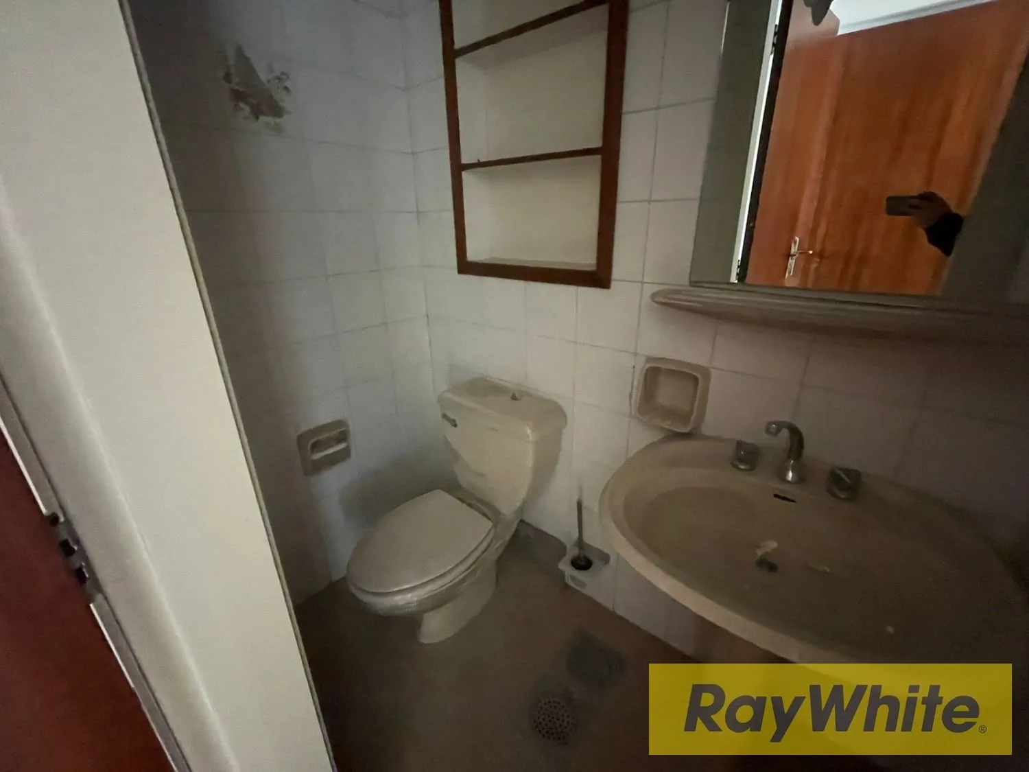 Apartment For Sale In Antelias | Sea View — الصورة 5