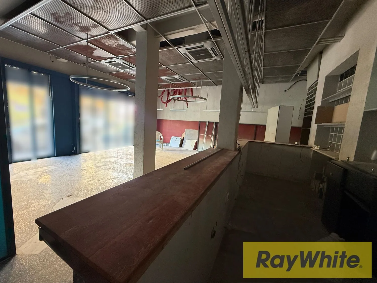 Shop For Rent In Achrafieh – 110 Sqm — الصورة 3