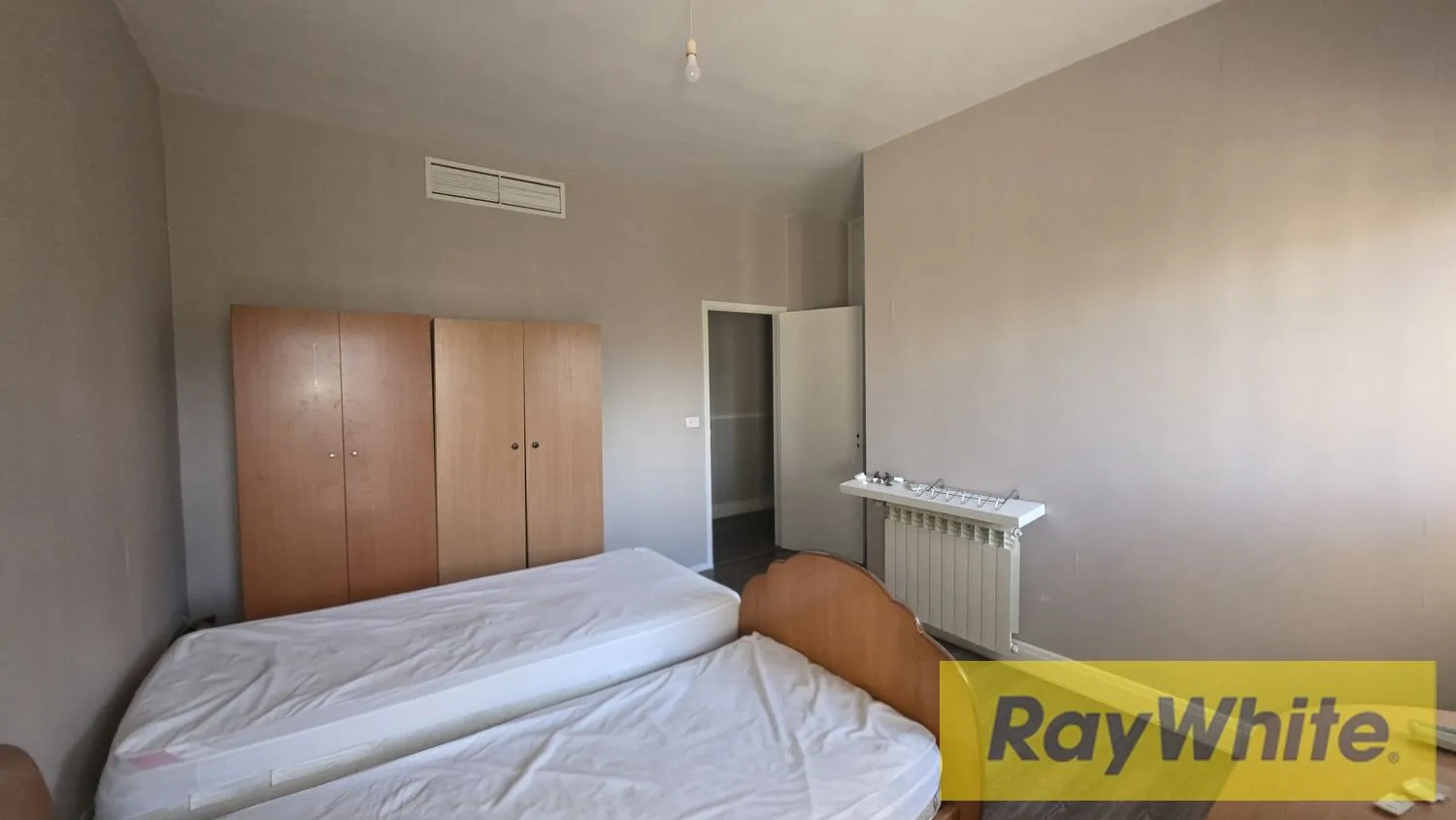 Apartment For Sale In Hazmieh — الصورة 2