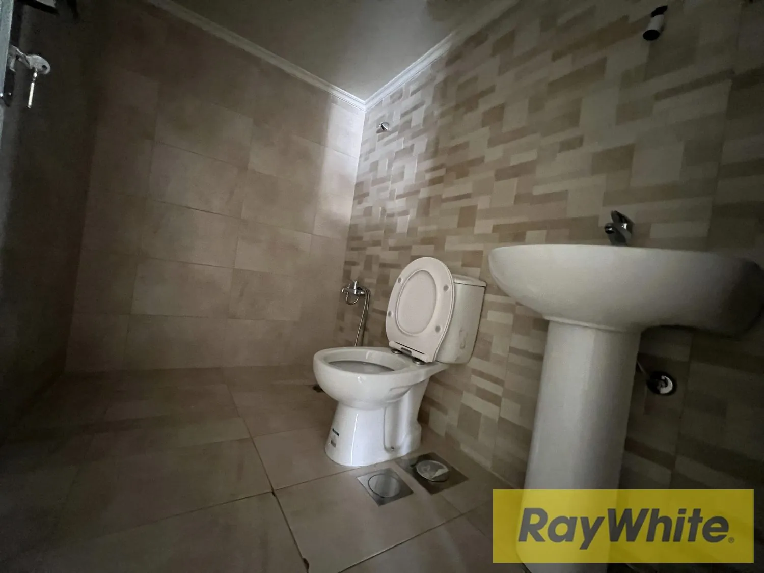 Apartment For Sale In Dekwaneh – 100 Sqm — الصورة 3