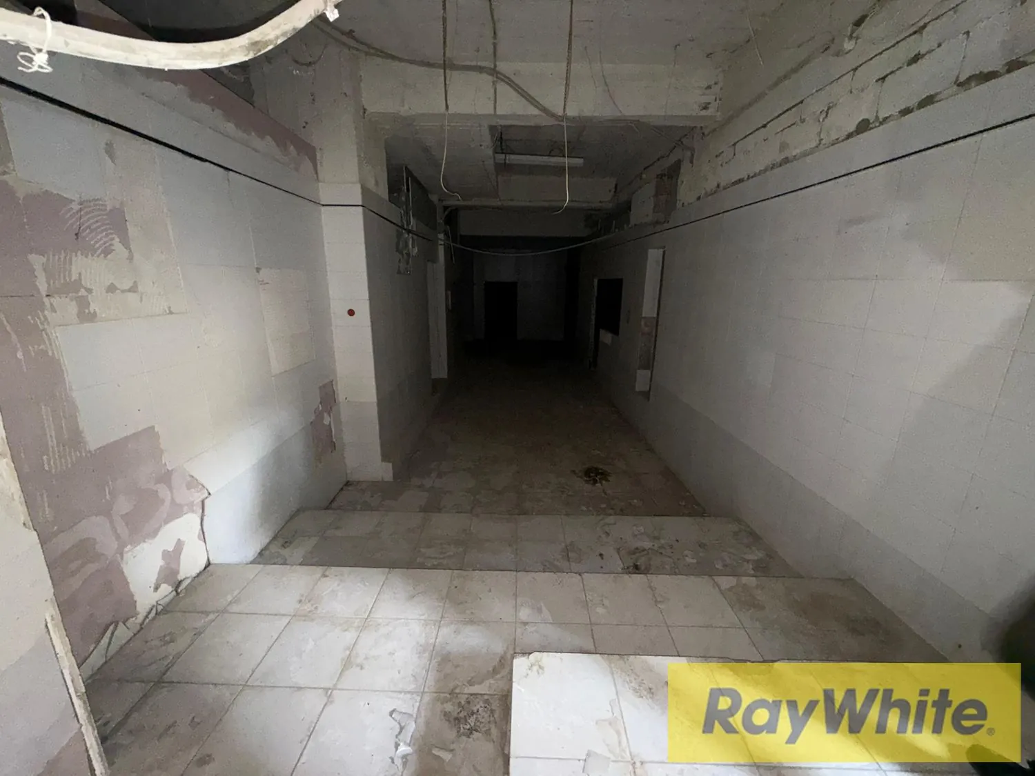 Shop For Rent In Saifi – Achrafieh — الصورة 2