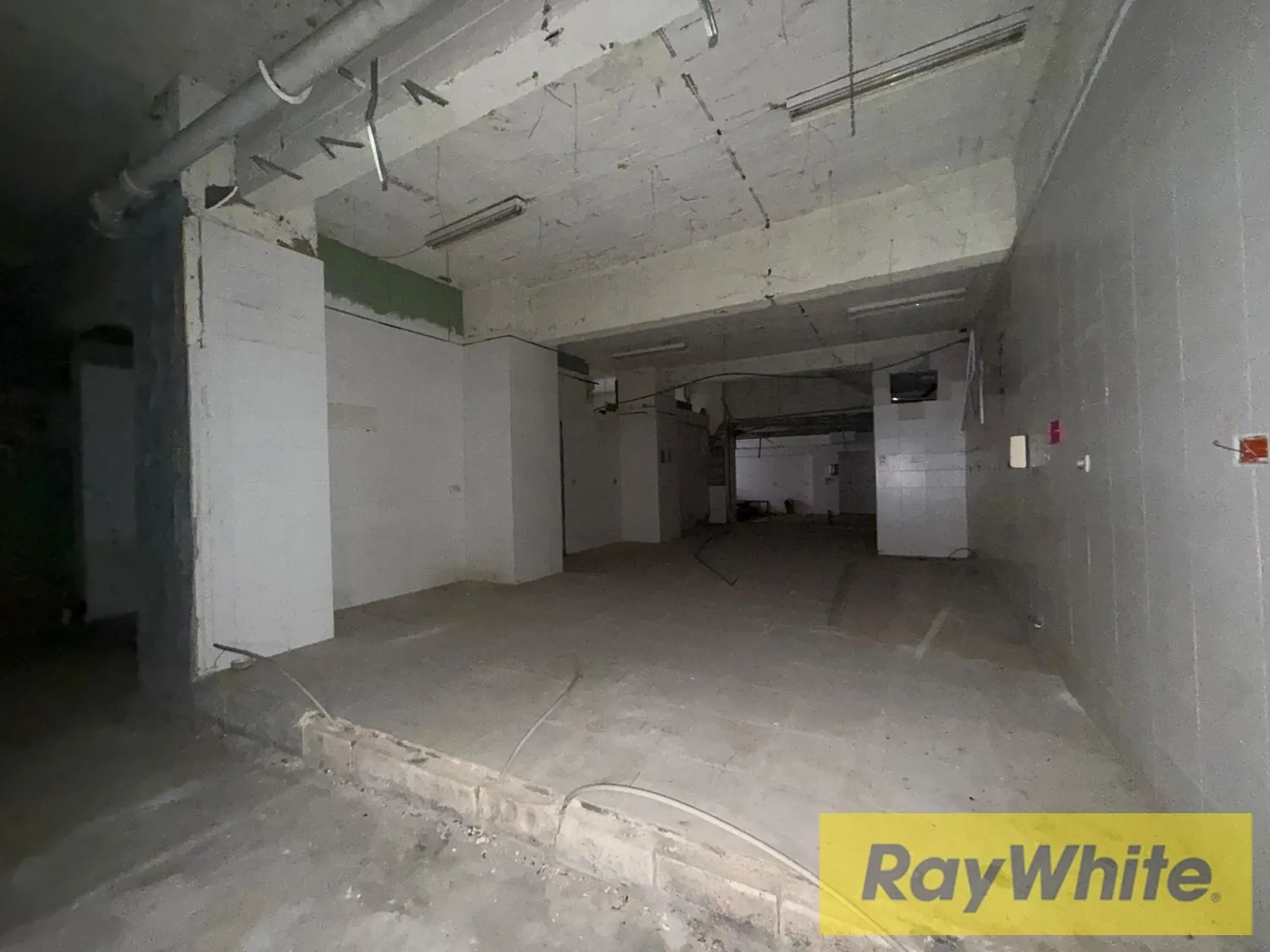 Shop For Rent In Saifi – Achrafieh — الصورة 5