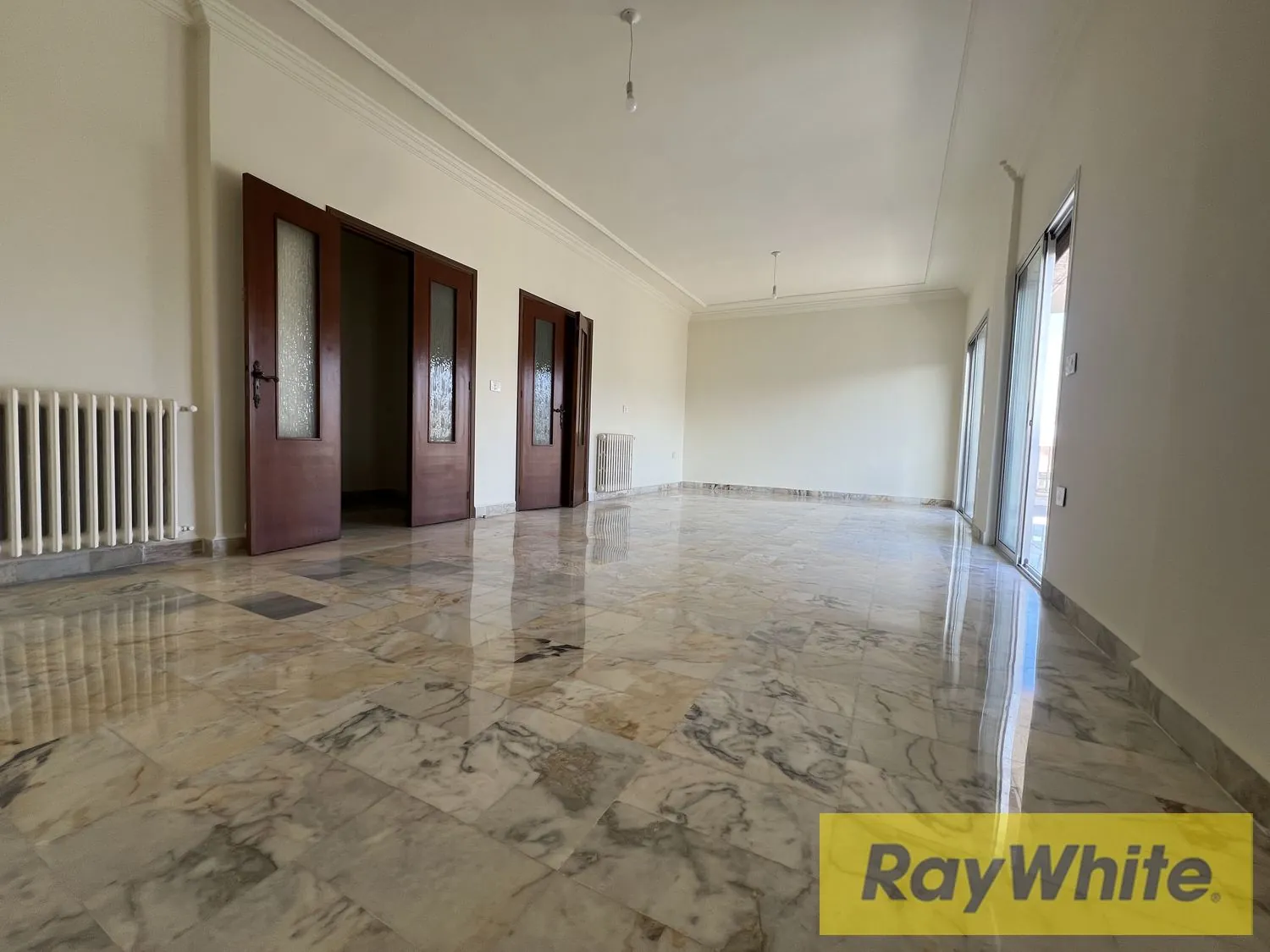 Apartment For Sale In Dekwaneh – 200 Sqm