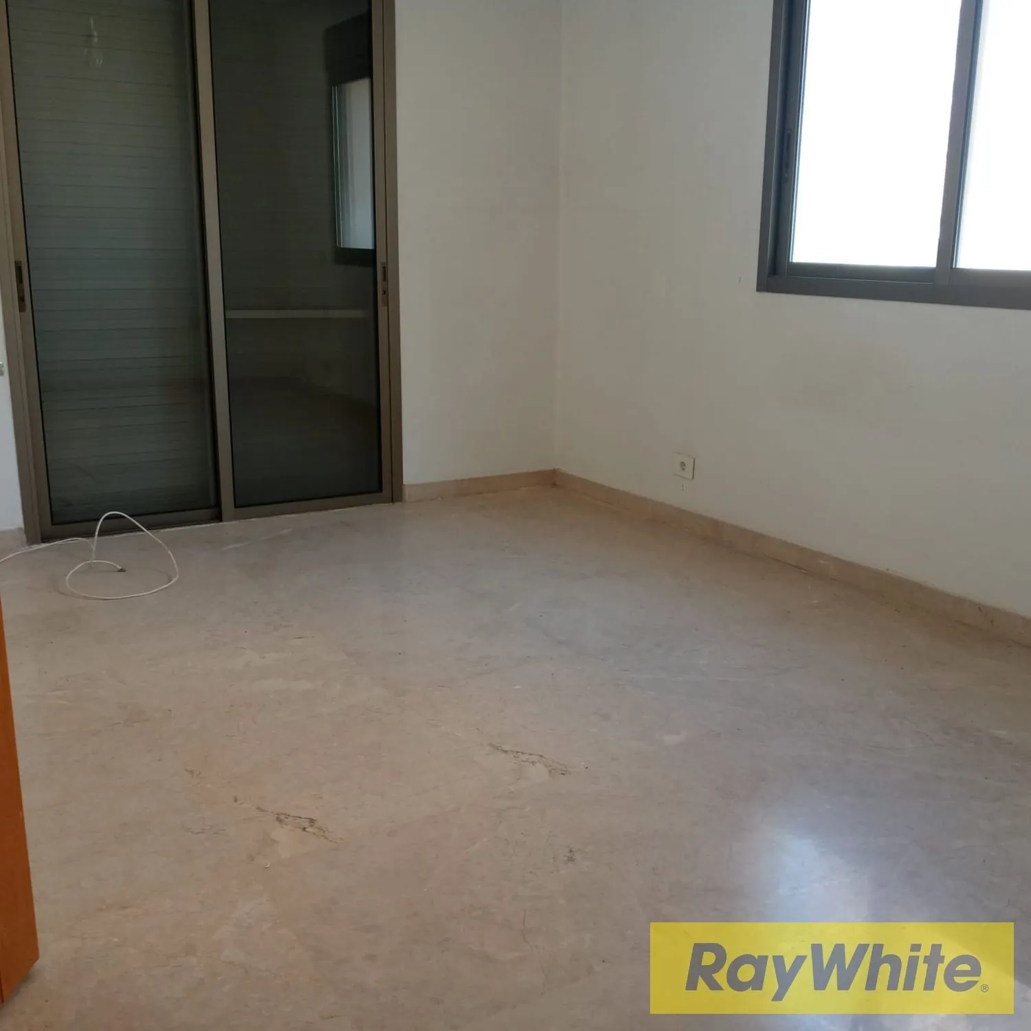 Apartment For Rent In Beit El Chaar — الصورة 4