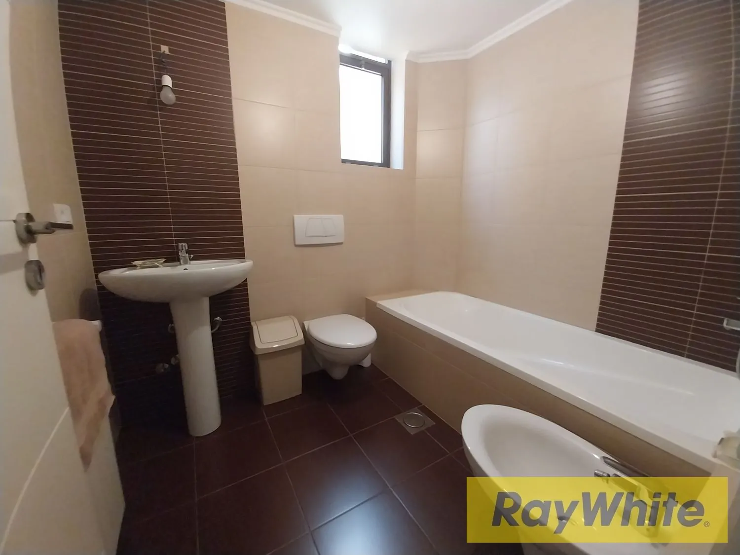 Apartment For Sale In Awkar – With Garden — photo 2