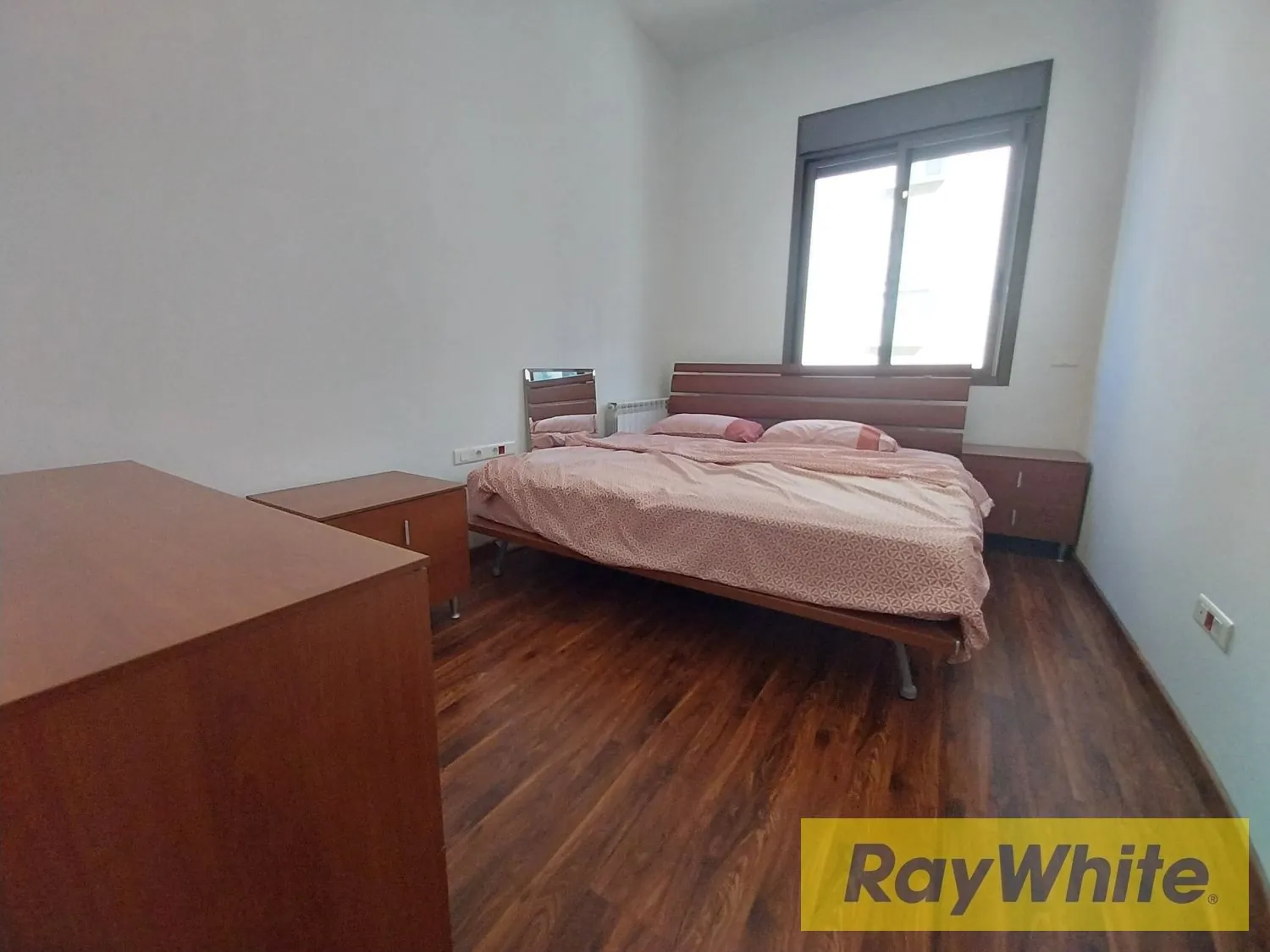 Apartment For Sale In Awkar – With Garden — photo 3