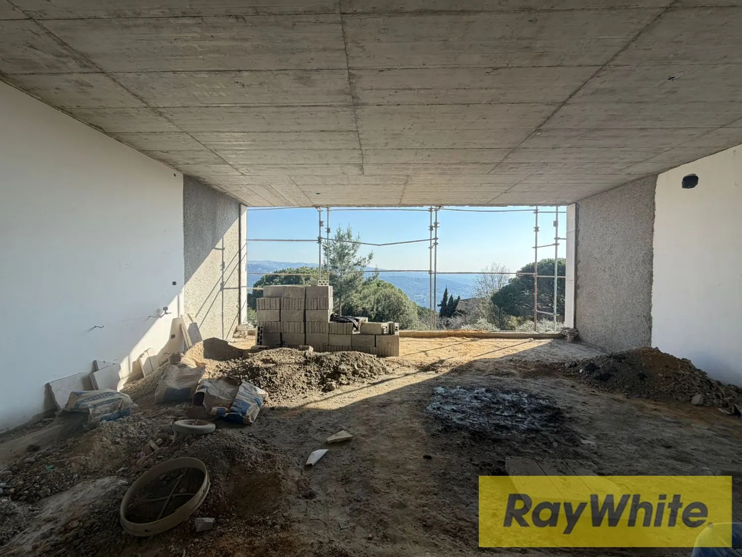 Apartment For Sale In Broumana – Brand New | 195 Sqm