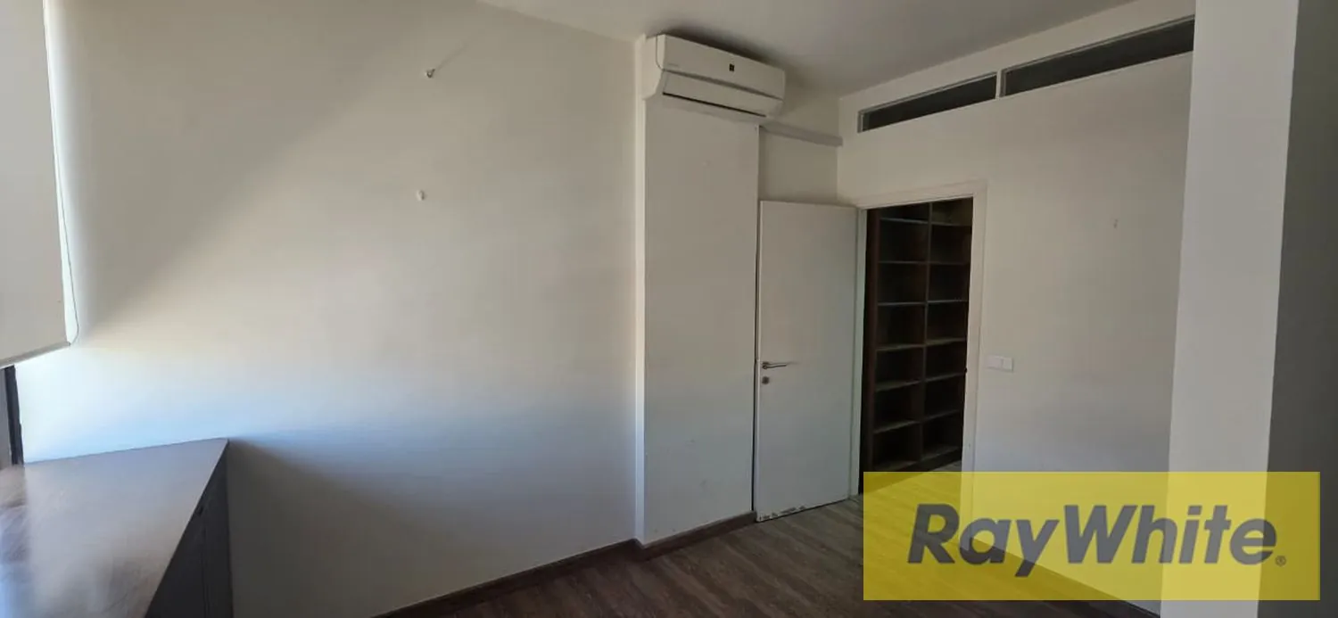 Office For Rent In Jdeideh — الصورة 3