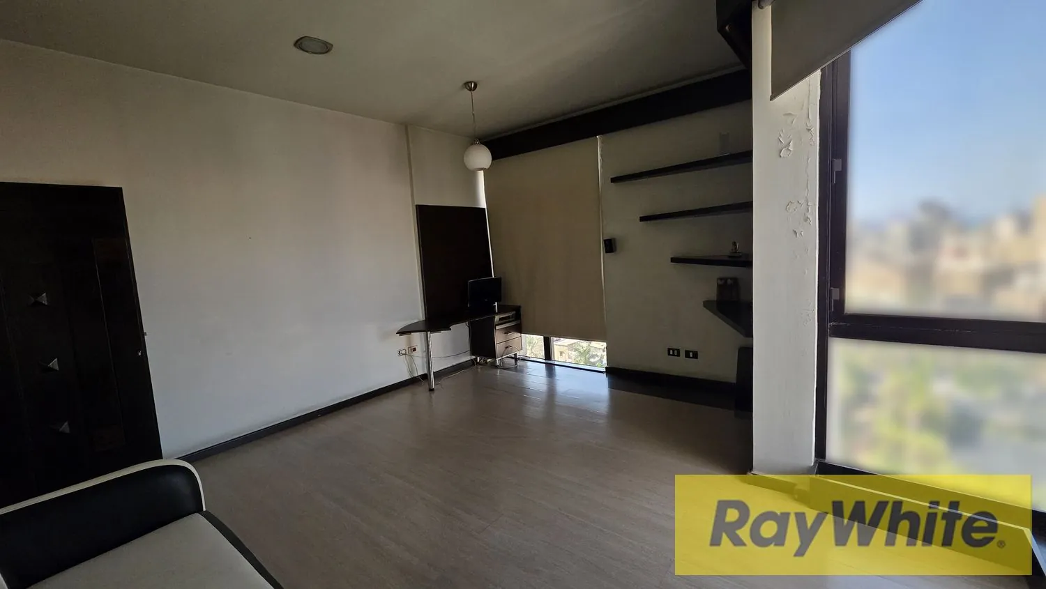 Office For Rent In Jdeideh — الصورة 5