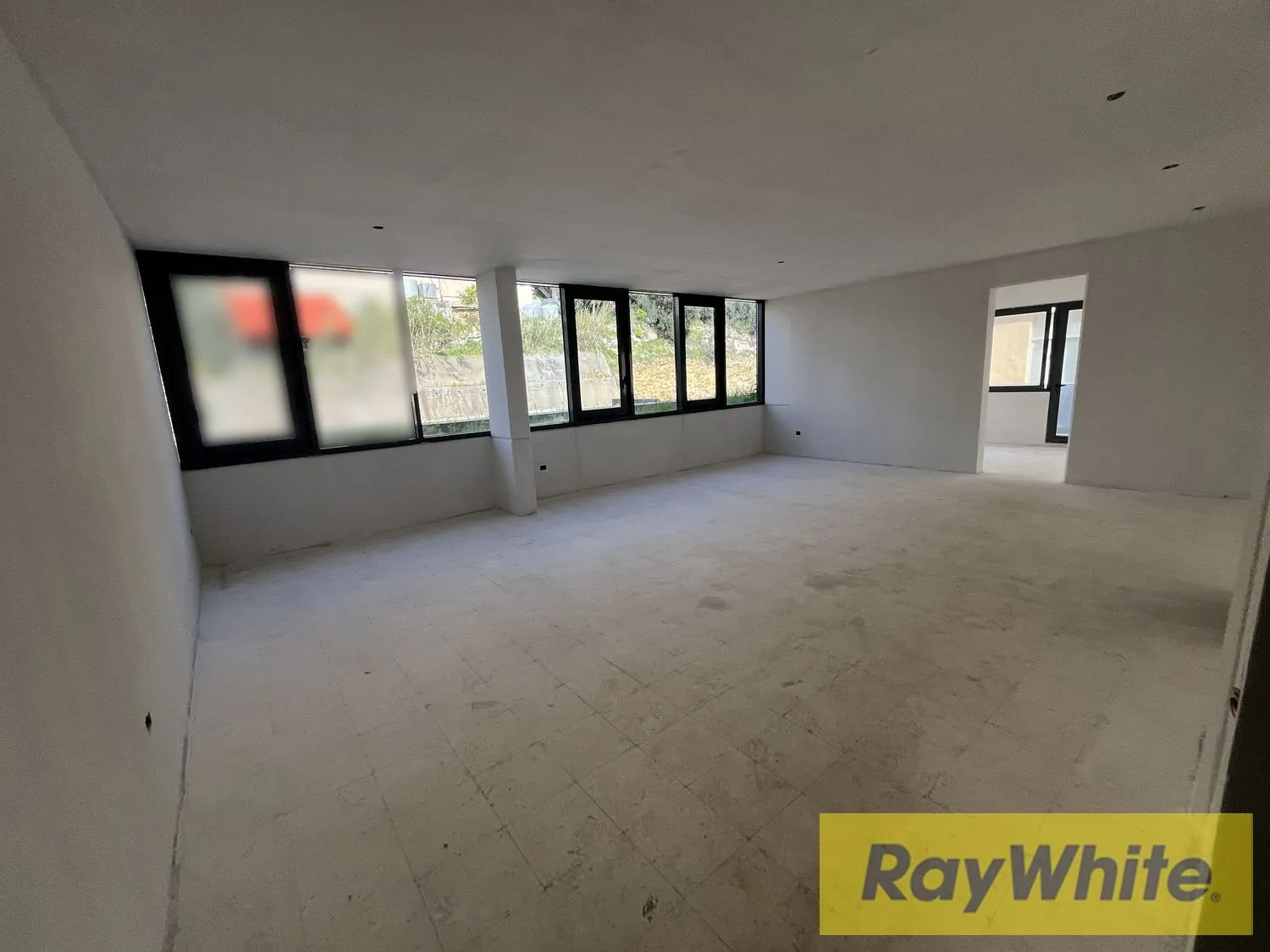 Office For Rent In Mansourieh – Mkalles Area | 125 Sqm — الصورة 2