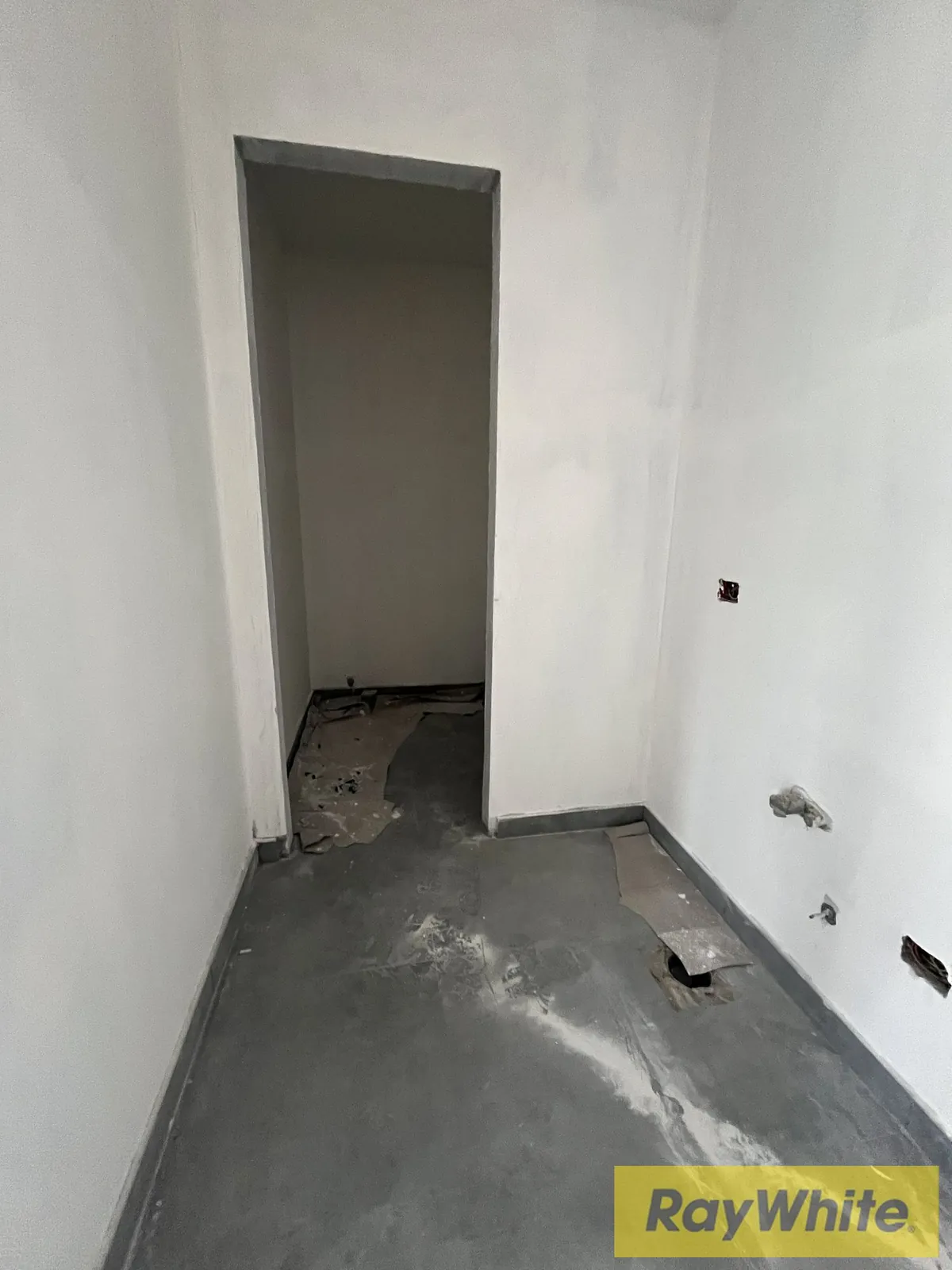 Office For Rent In Mansourieh – Mkalles Area | 125 Sqm — الصورة 4