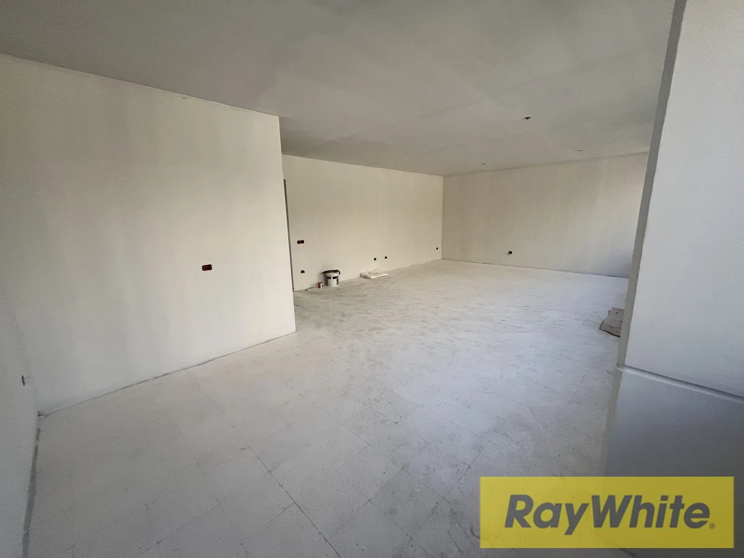 Office For Rent In Mansourieh – 75 Sqm — الصورة 2