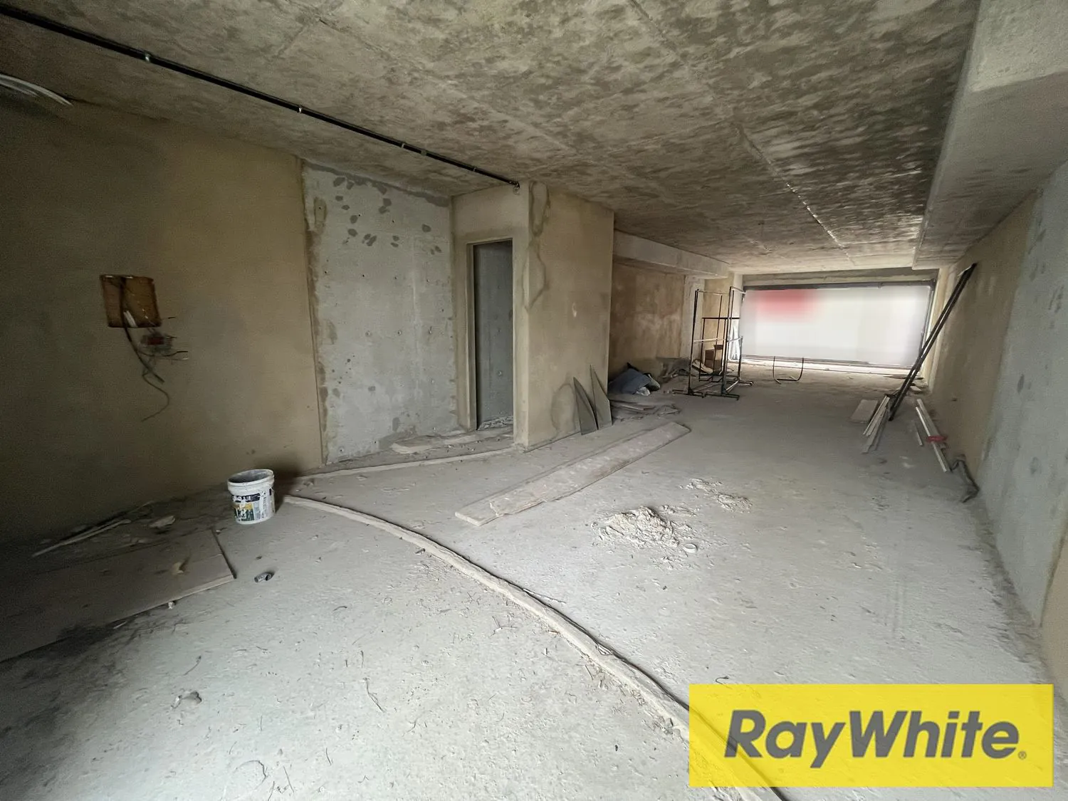 Shop For Rent In Mansourieh – Mkalles Area | 125 Sqm — الصورة 4