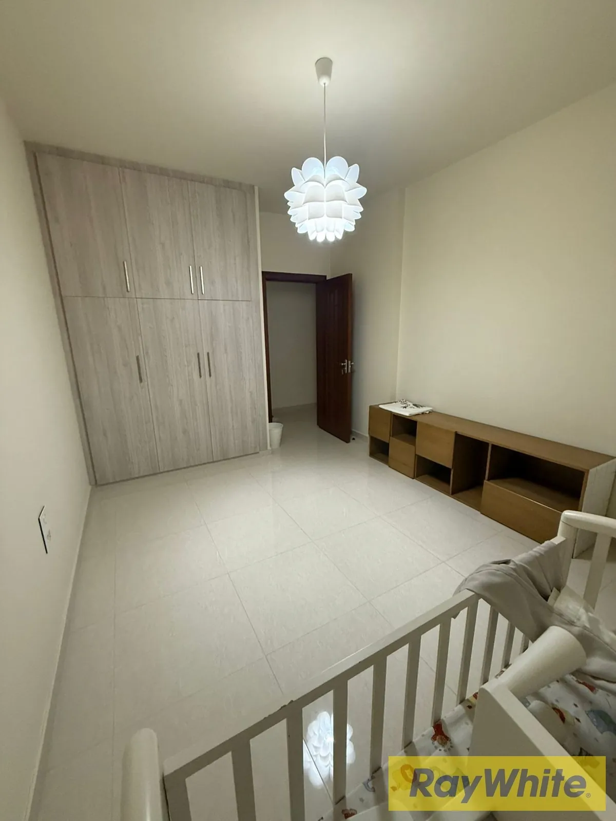 Spacious Semi-furnished Apartment For Sale In Beit Chabeb — الصورة 2