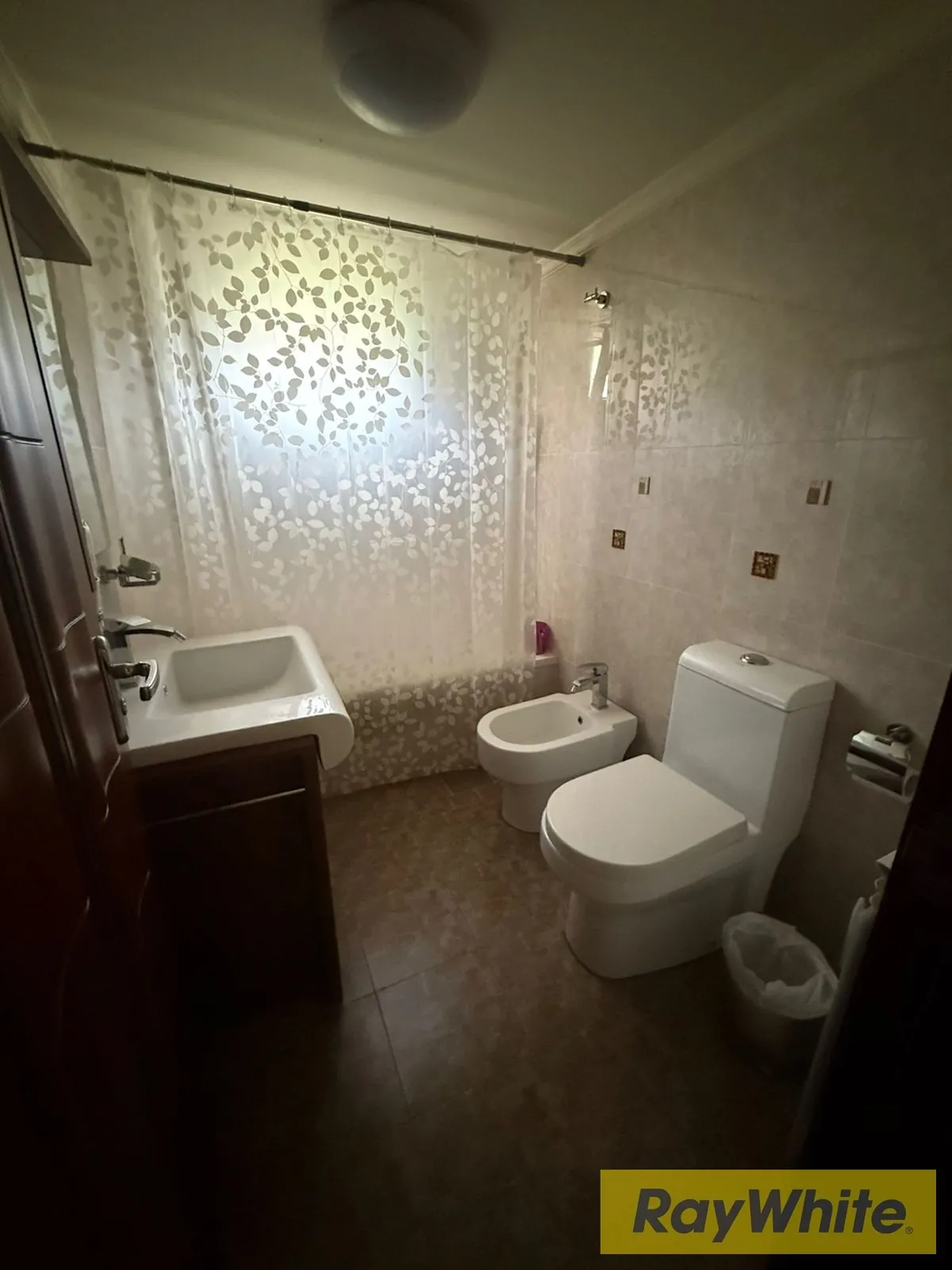 Spacious Semi-furnished Apartment For Sale In Beit Chabeb — الصورة 3
