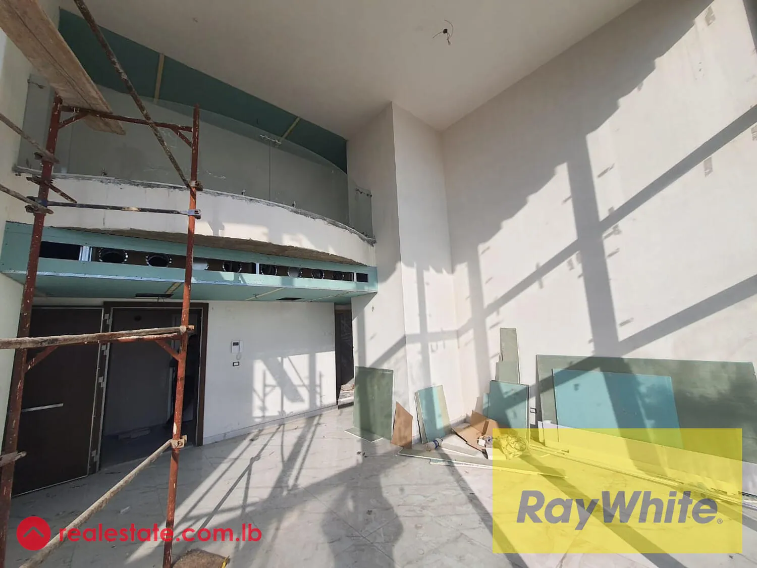 Duplex For Rent In Mazraa, Beirut