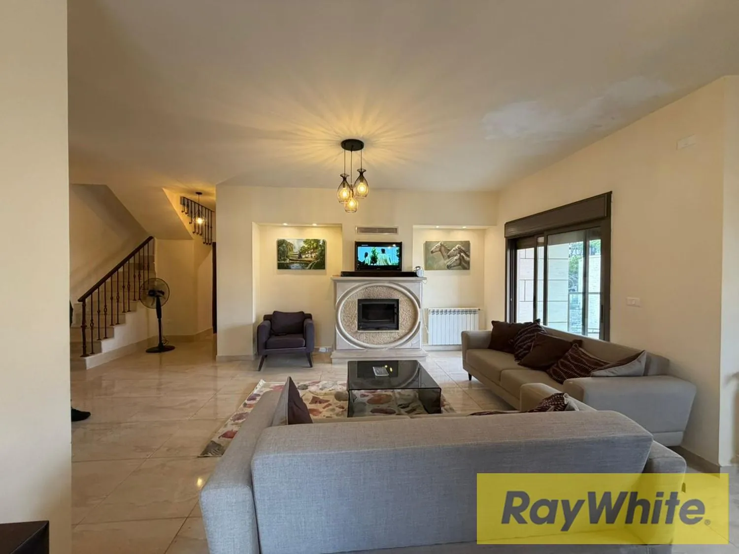 Duplex For Rent In Douar – 250 Sqm | Furnished With Mountain View — الصورة 3