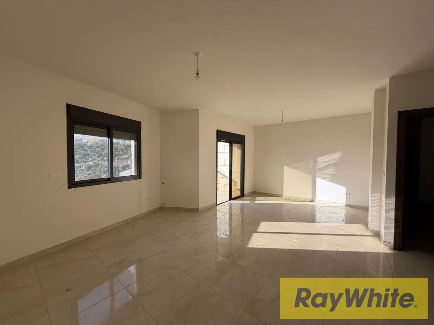 Brand New Apartment For Rent In Zaroun | Panoramic Mountain View — الصورة 2