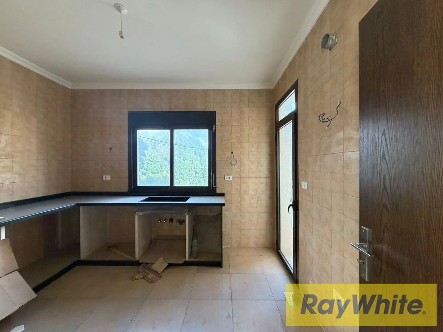 Brand New Apartment For Rent In Zaroun | Panoramic Mountain View — الصورة 3