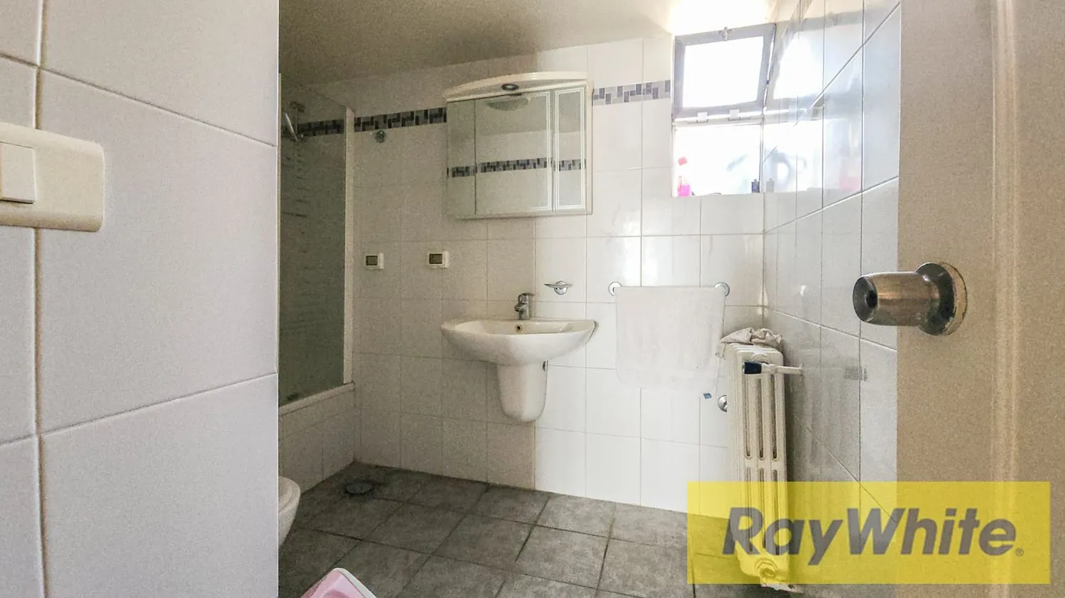 Apartment For Sale In Achrafieh – Furnished | Open View — الصورة 3