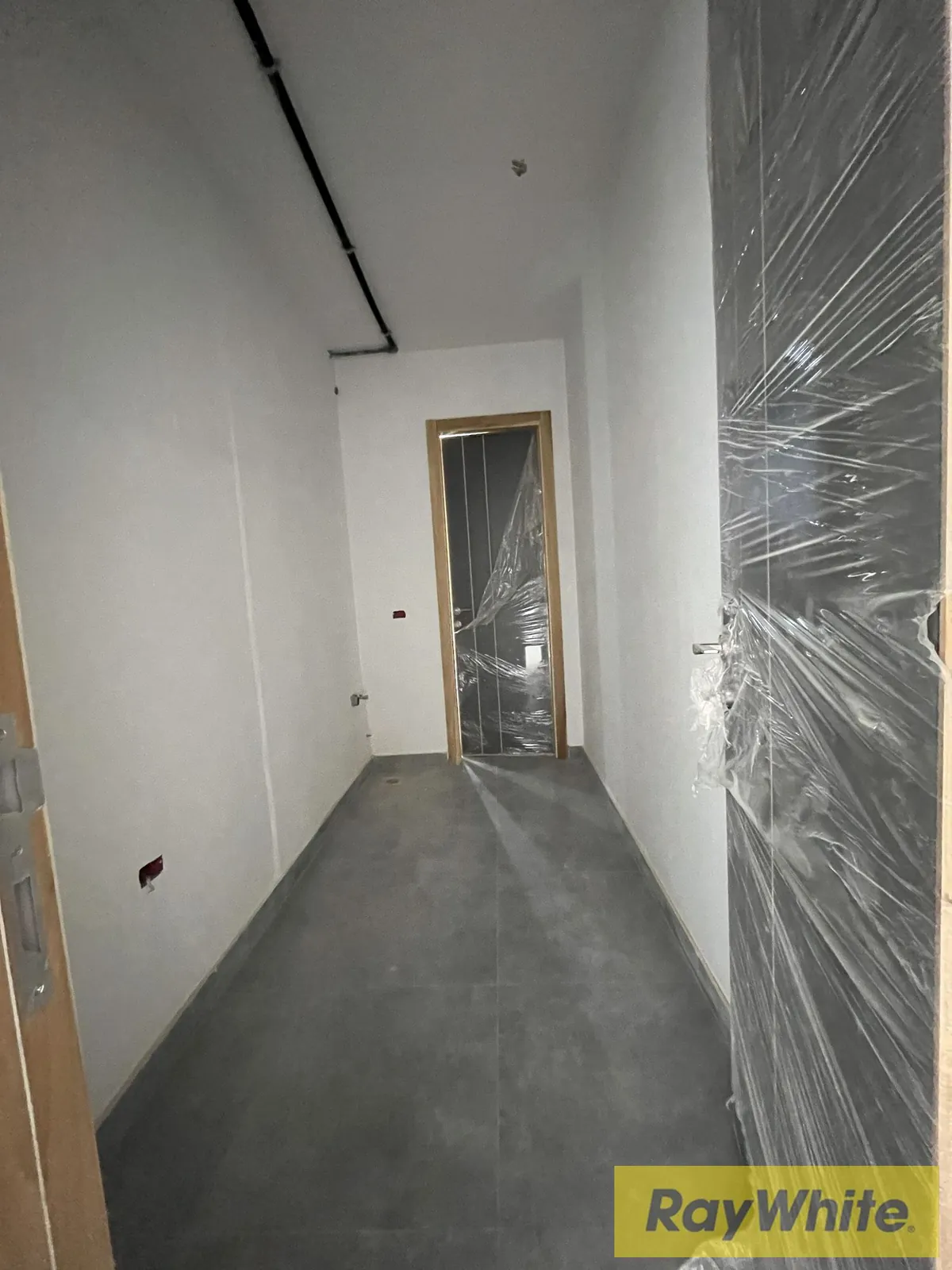 Office For Rent In Mansourieh – 100 Sqm — الصورة 3