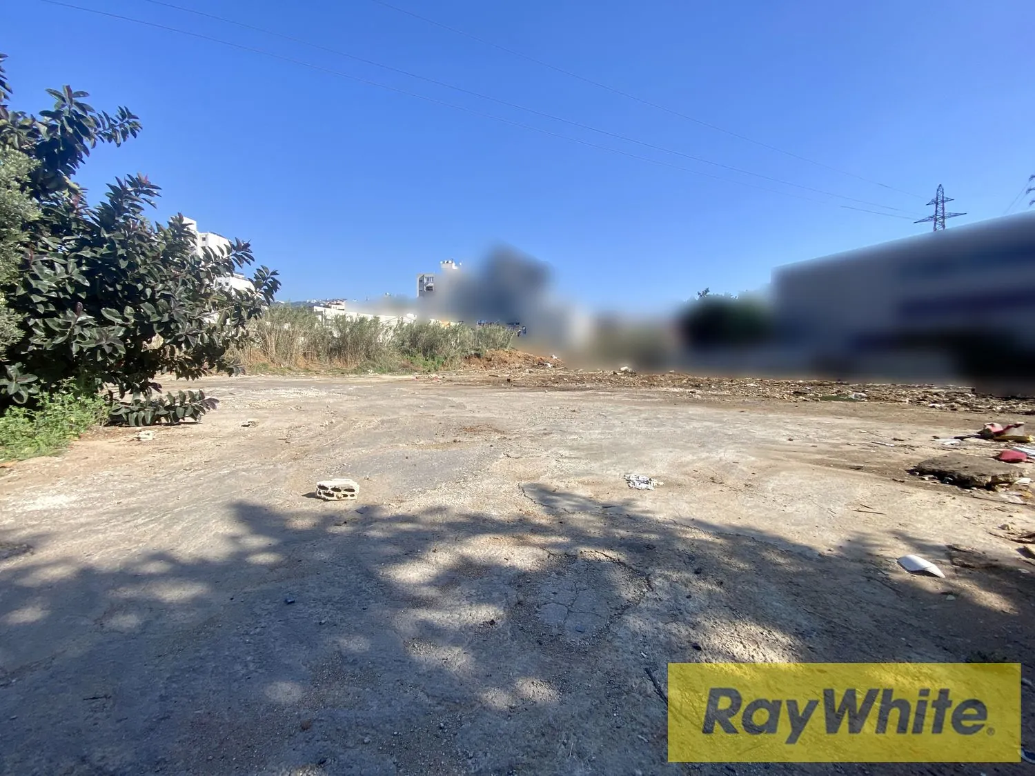 Land For Sale In Baouchriyeh | 4,100 Sqm — الصورة 2