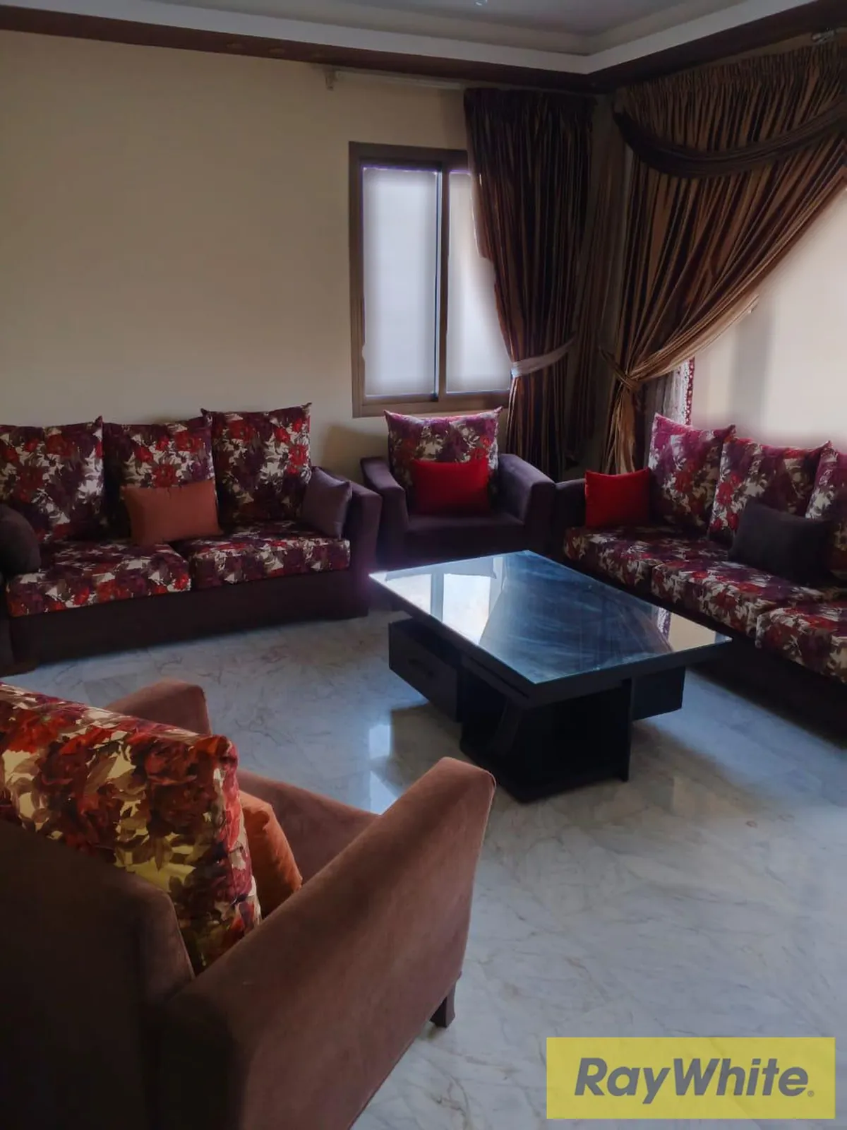 Apartment For Rent In Ain El Remmaneh – 194 Sqm | Furnished — الصورة 4