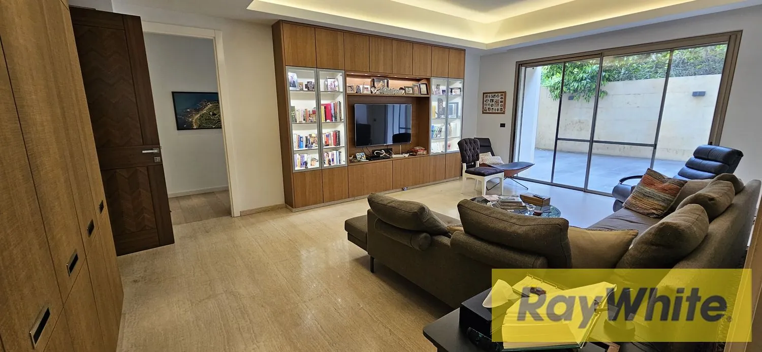 Apartment For Sale In Heart Of Yarzeh|garden — الصورة 3