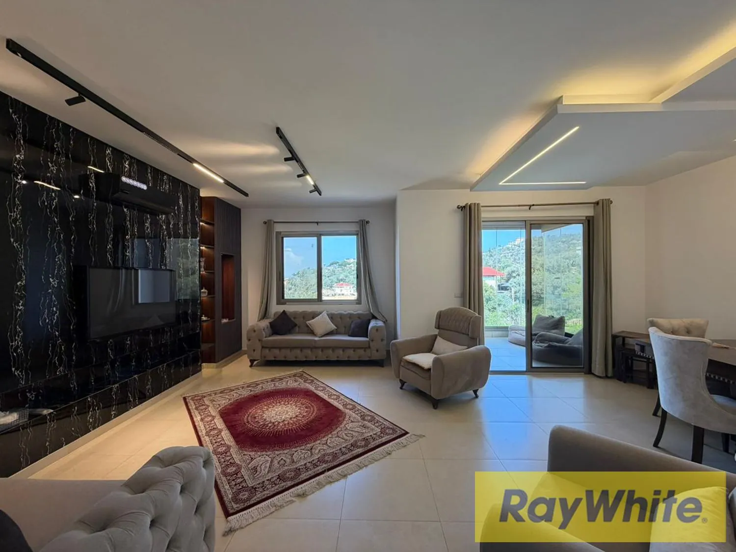 Apartment For Sale In Jouret El Ballout – 165 Sqm