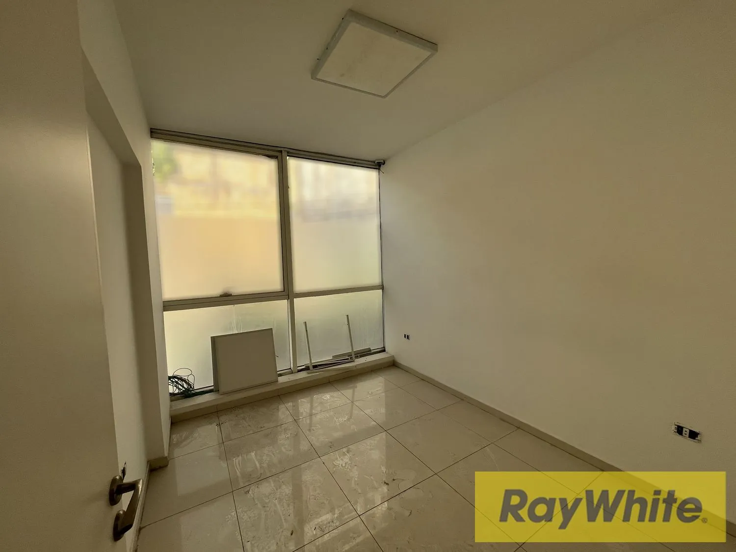 Office For Rent In Mansourieh – 70 Sqm — الصورة 2
